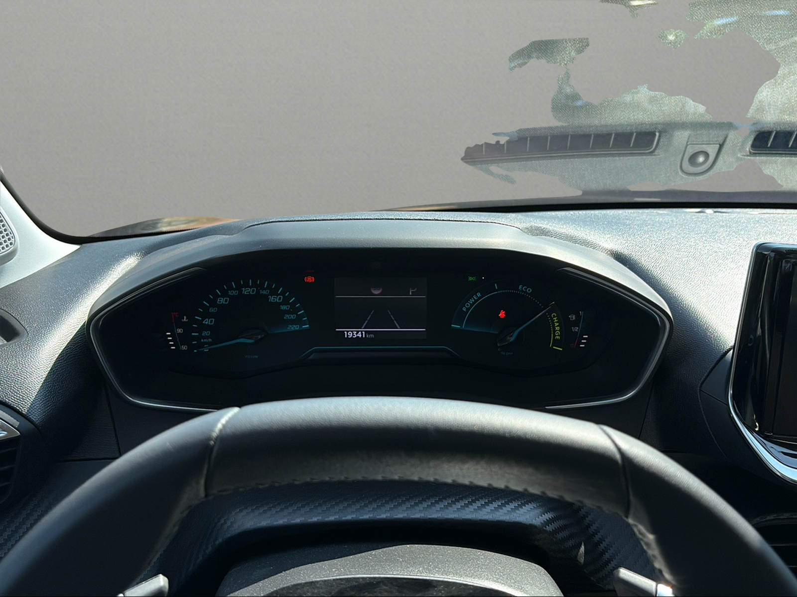 PEUGEOT 208 1.2 MHEV 100 Style-image-4