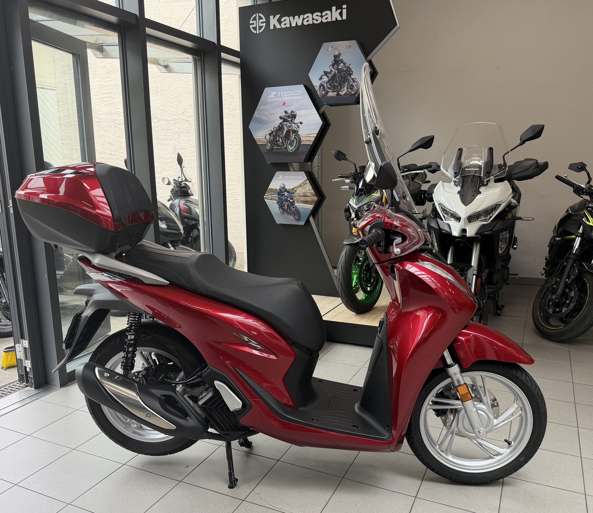 HONDA SH 125 +-image-0