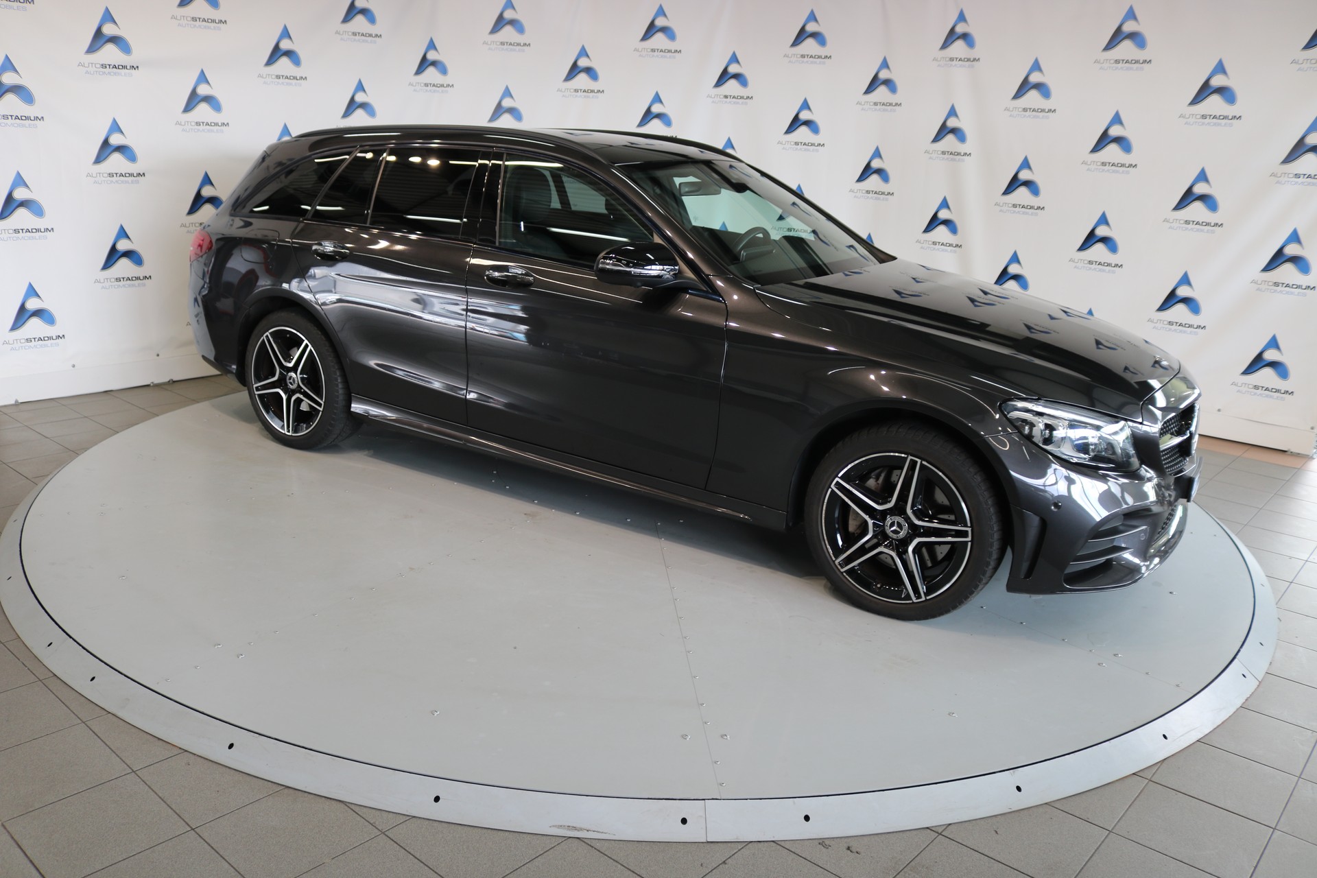 MERCEDES-BENZ C 300 d AMG Line 4Matic 9G-Tronic-image-31