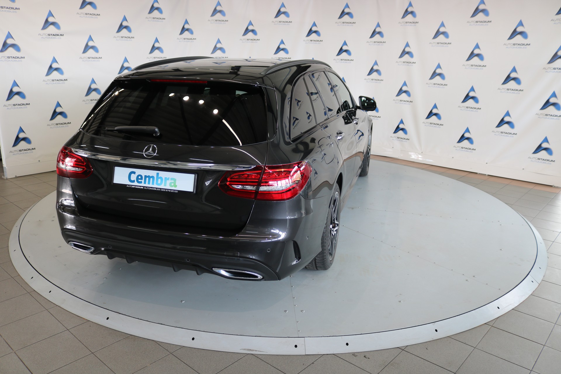 MERCEDES-BENZ C 300 d AMG Line 4Matic 9G-Tronic-image-22
