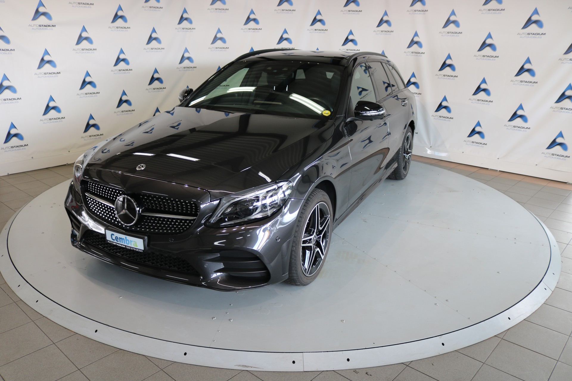 MERCEDES-BENZ C 300 d AMG Line 4Matic 9G-Tronic-image-10