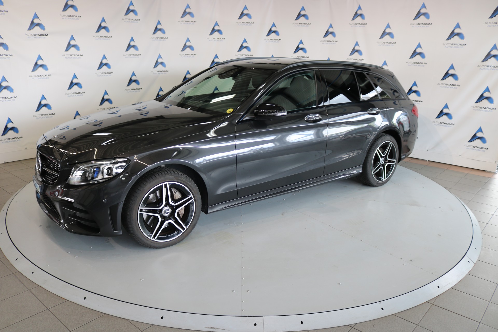 MERCEDES-BENZ C 300 d AMG Line 4Matic 9G-Tronic-image-12