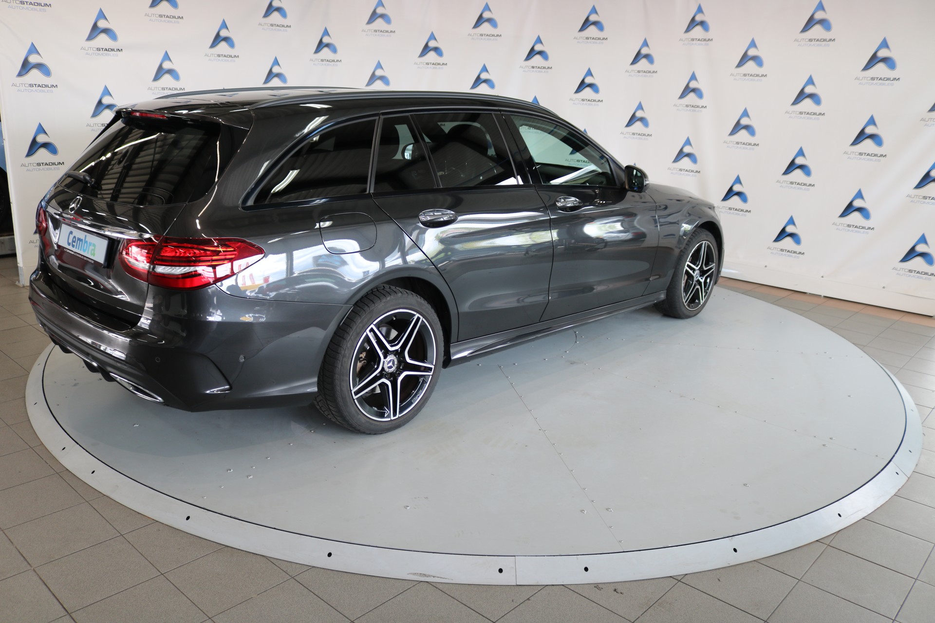 MERCEDES-BENZ C 300 d AMG Line 4Matic 9G-Tronic-image-24