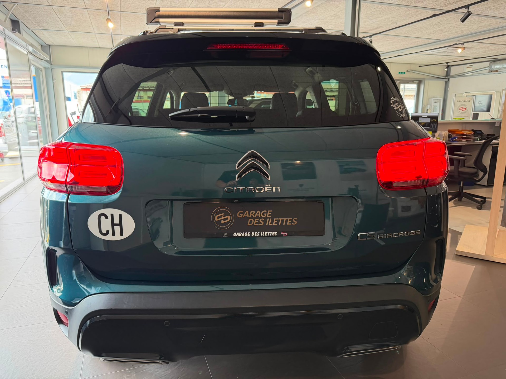 CITROEN C5 Aircross 1.6i PureTech Shine EAT8-showroom-element-2