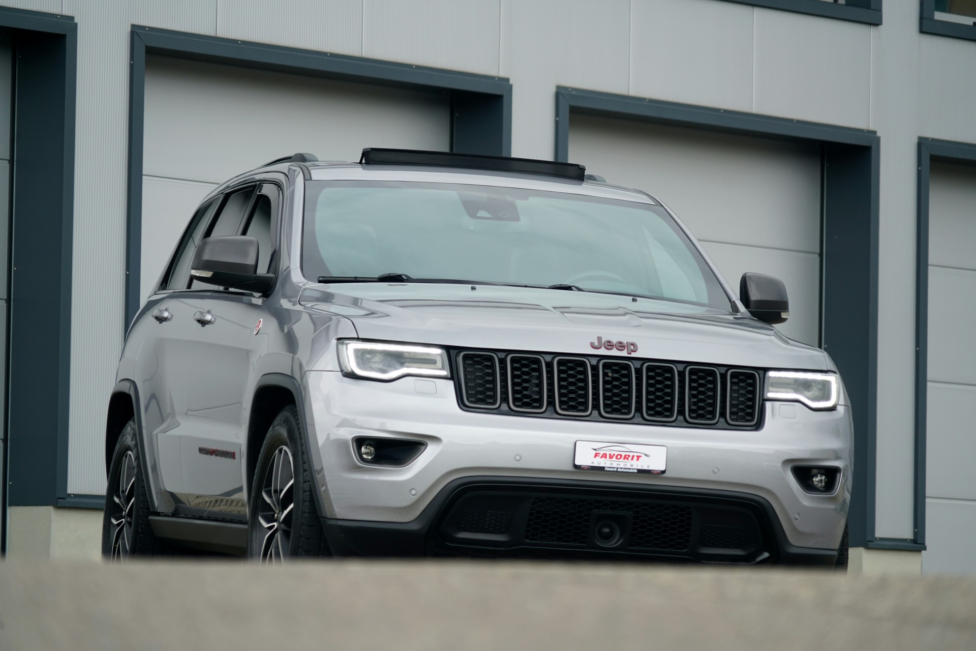 JEEP Grand Cherokee 3.0 CRD Trailhawk Automatic (CH)