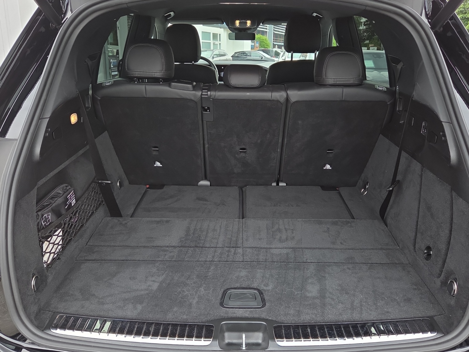 MERCEDES-BENZ GLE 300 d 4Matic-image-18