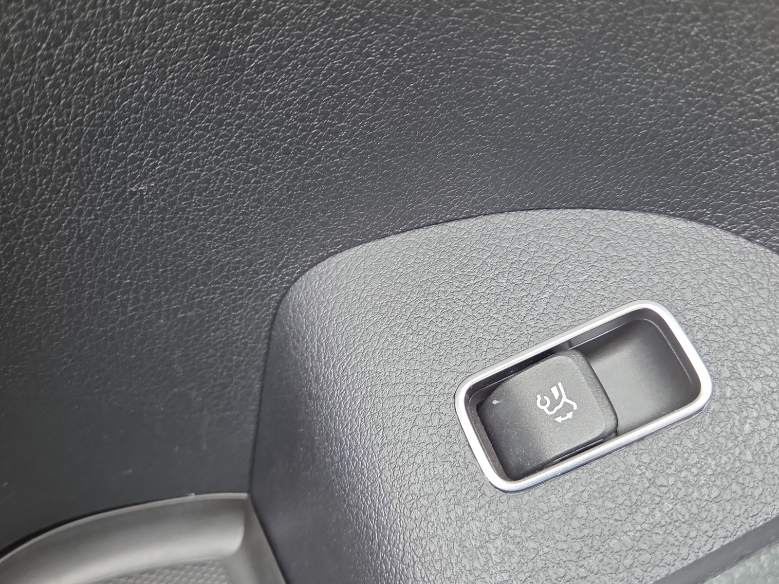 MERCEDES-BENZ GLE 300 d 4Matic-image-19