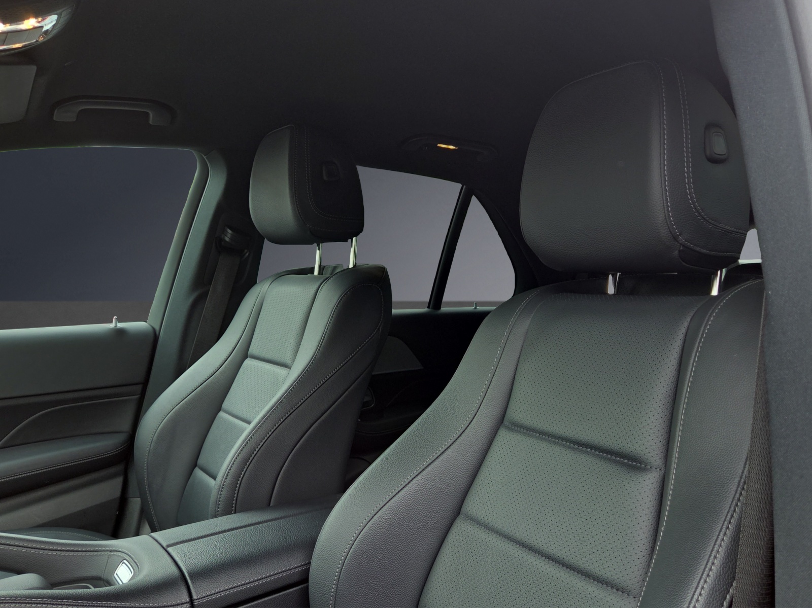 MERCEDES-BENZ GLE 300 d 4Matic-image-6