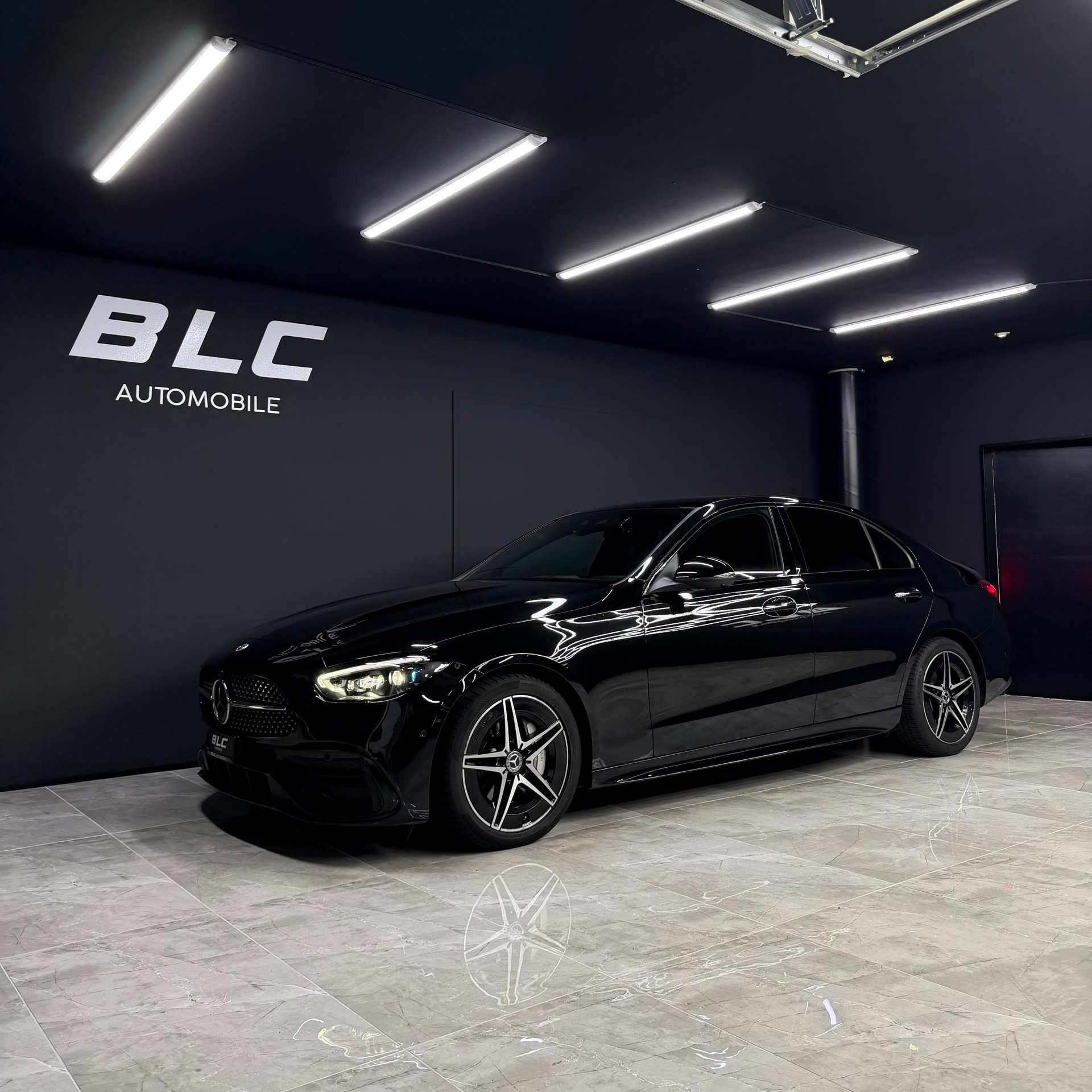 MERCEDES-BENZ C 200 4Matic AMG Line