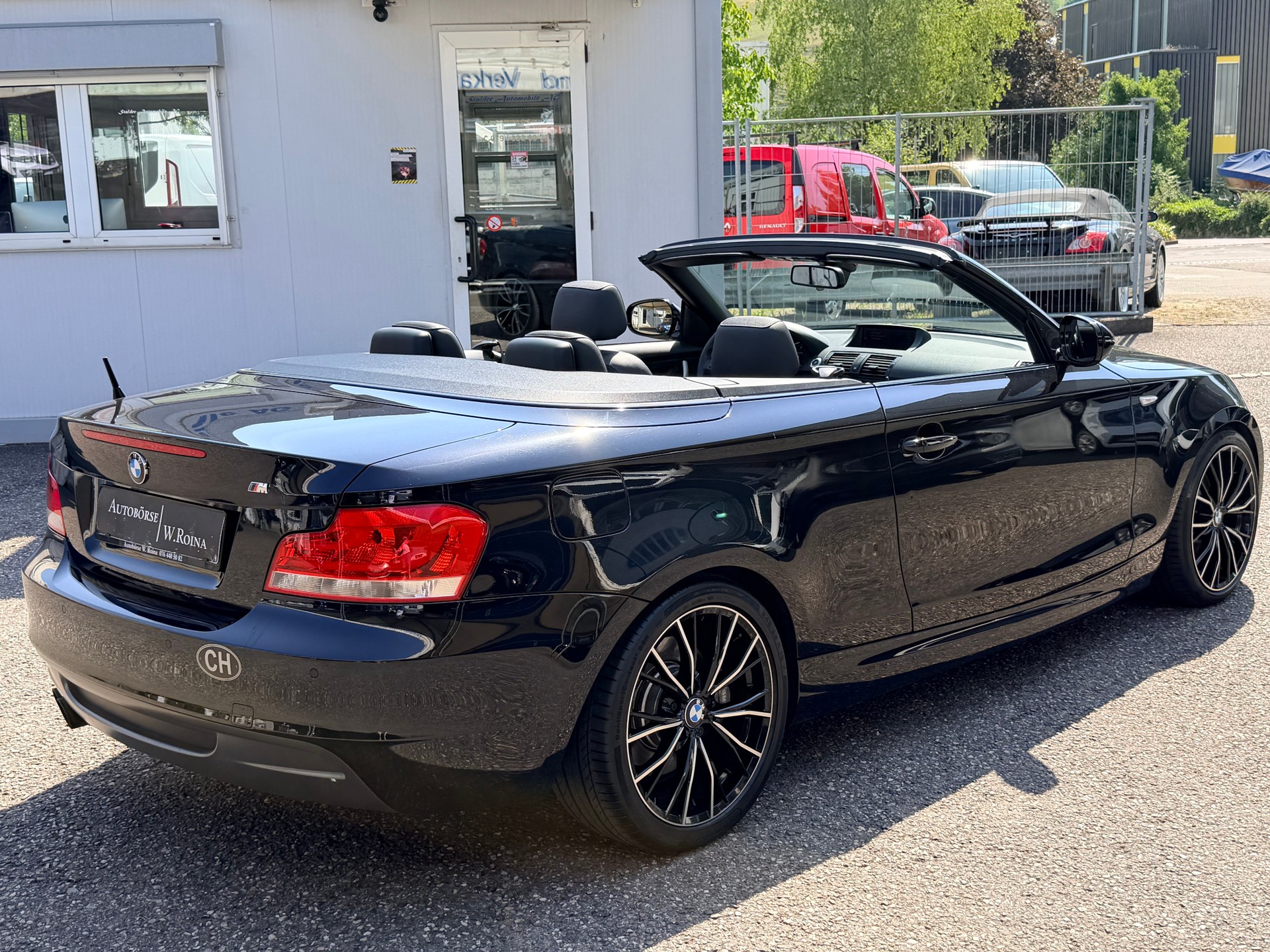 BMW 135i Cabrio M SPORT DSG-showroom-element-2