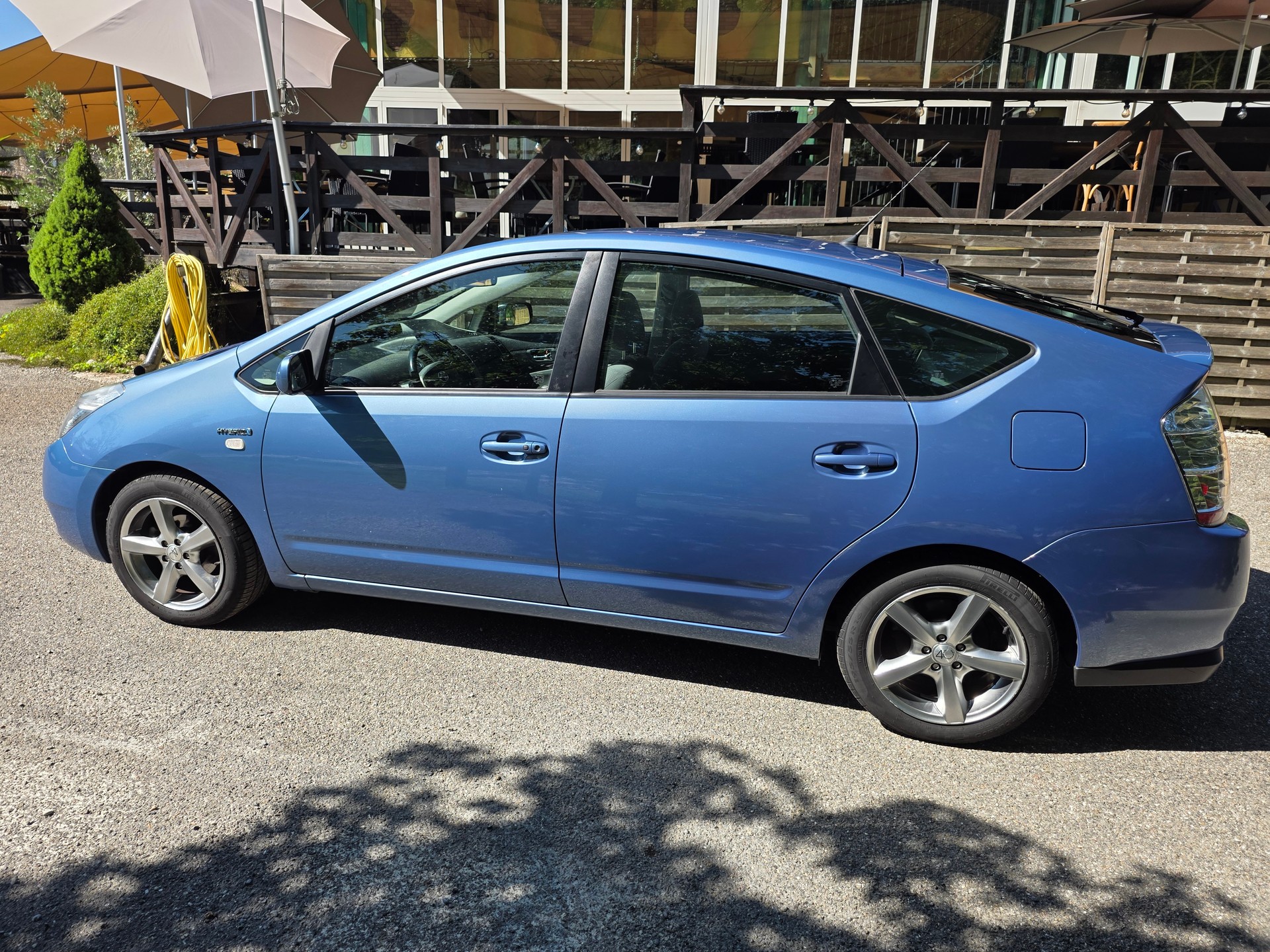 TOYOTA Prius 1.5 16V Hybrid ☆☆☆ Inklusive frischer MFK ☆☆☆-image-4