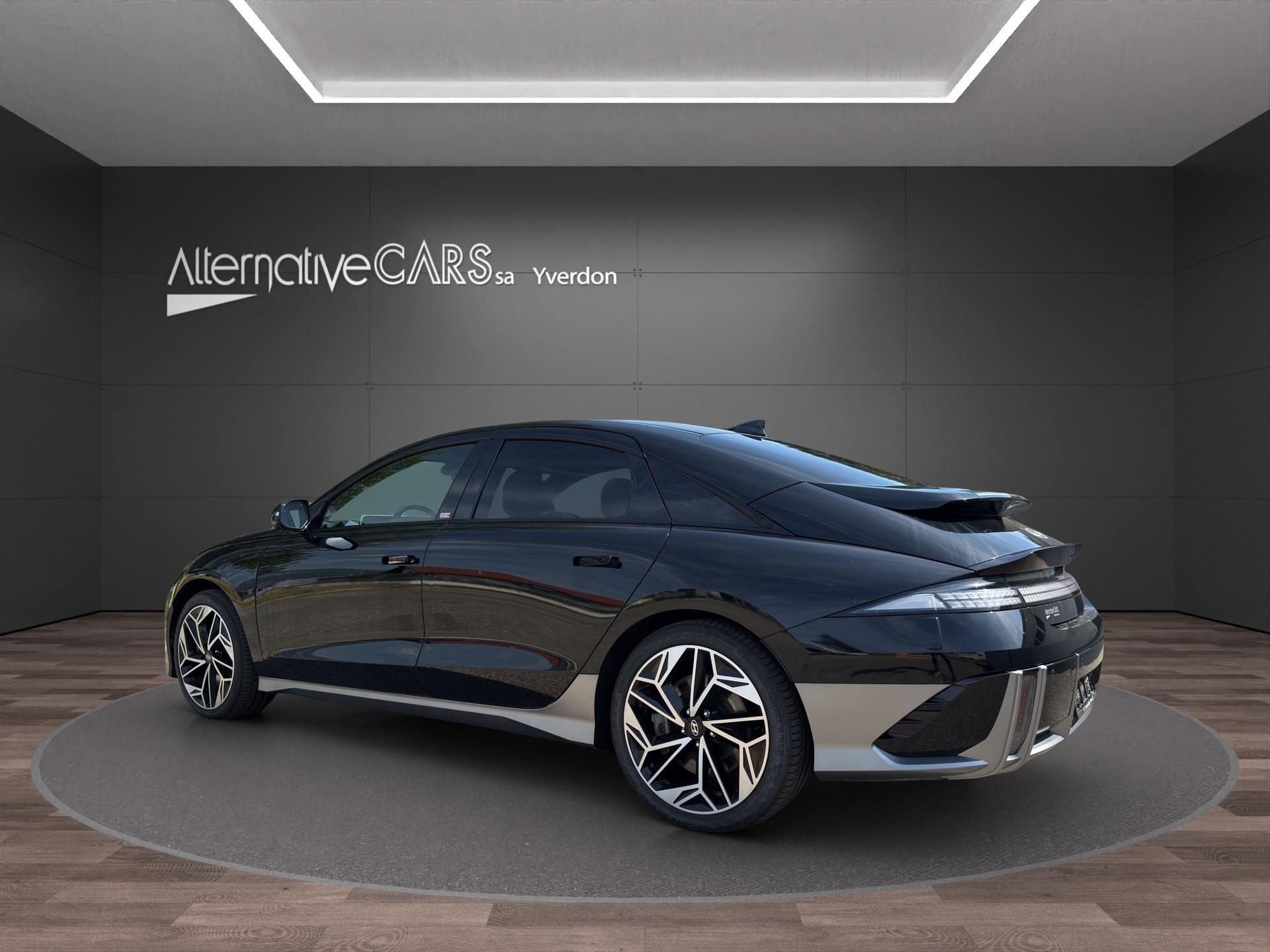 HYUNDAI Ioniq 6 77kWh Launch Edition 4WD-showroom-element-3