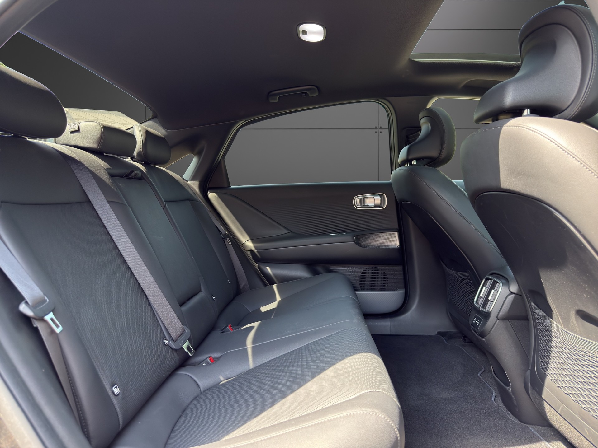 HYUNDAI Ioniq 6 77kWh Launch Edition 4WD-image-10