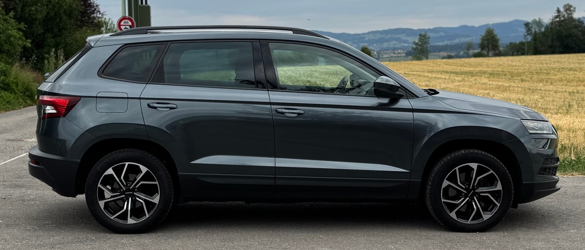 SKODA Karoq 2.0 TDI CR Ambition 4x4 DSG-image-9