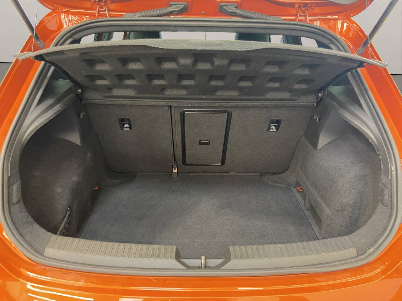 SEAT Leon 2.0 TSI FR DSG 190PS-image-11