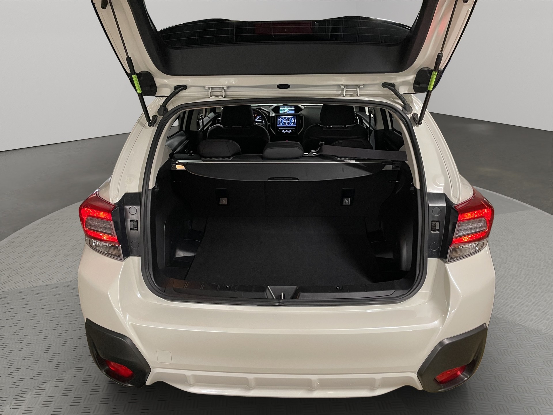 SUBARU XV 1.6i Swiss Edition-image-12