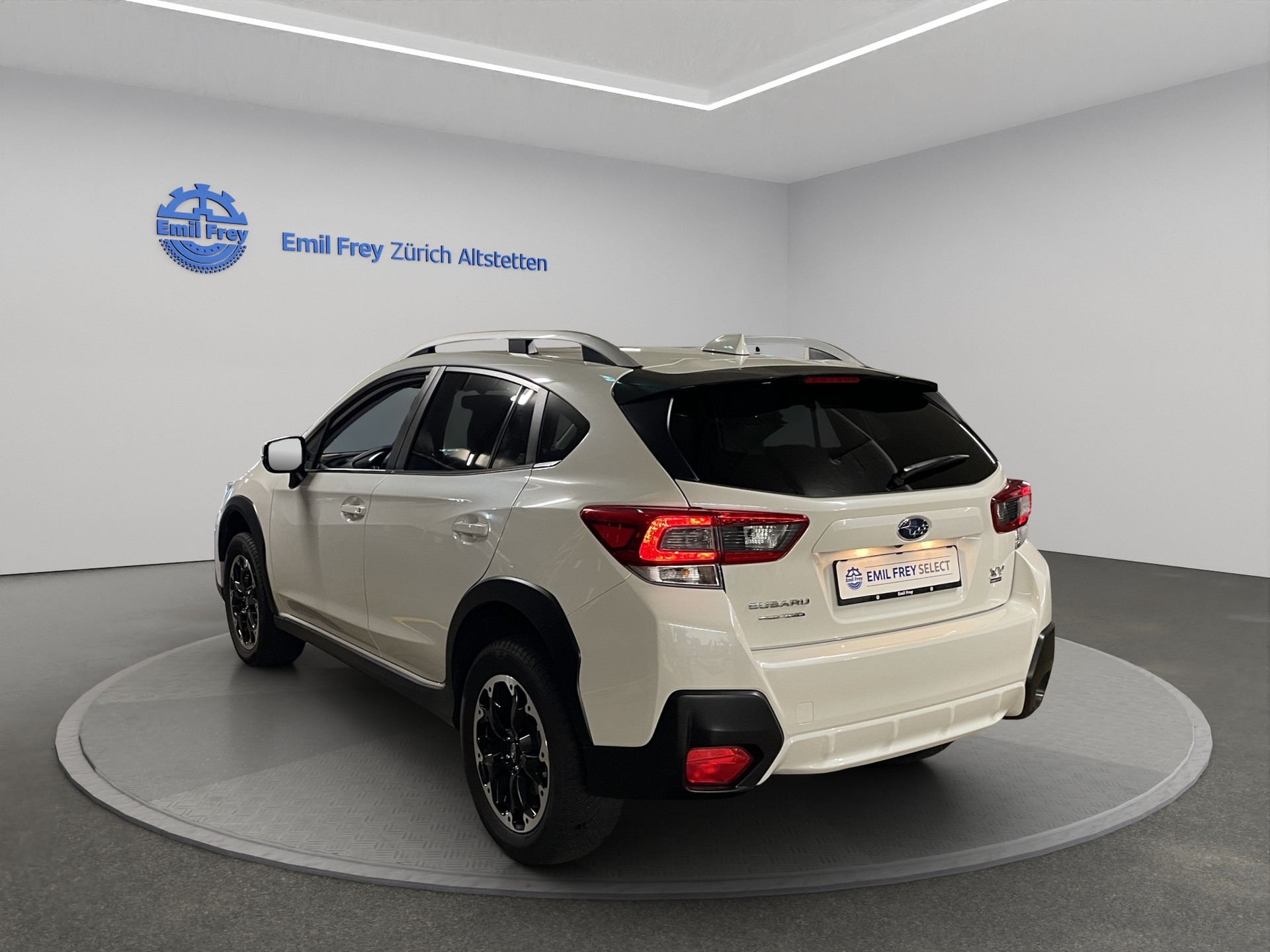 SUBARU XV 1.6i Swiss Edition-showroom-element-1