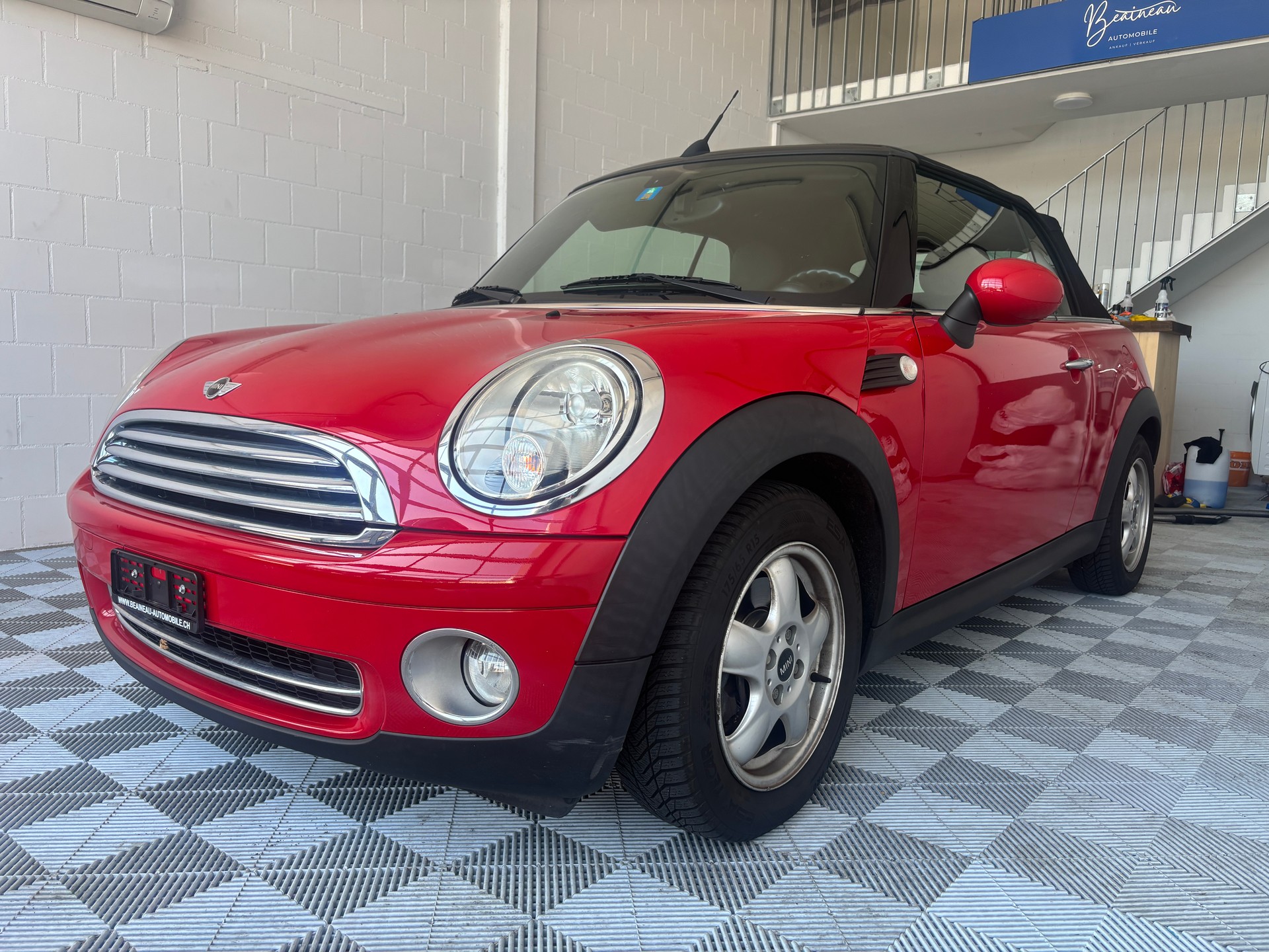 MINI Cooper Cabriolet Steptronic