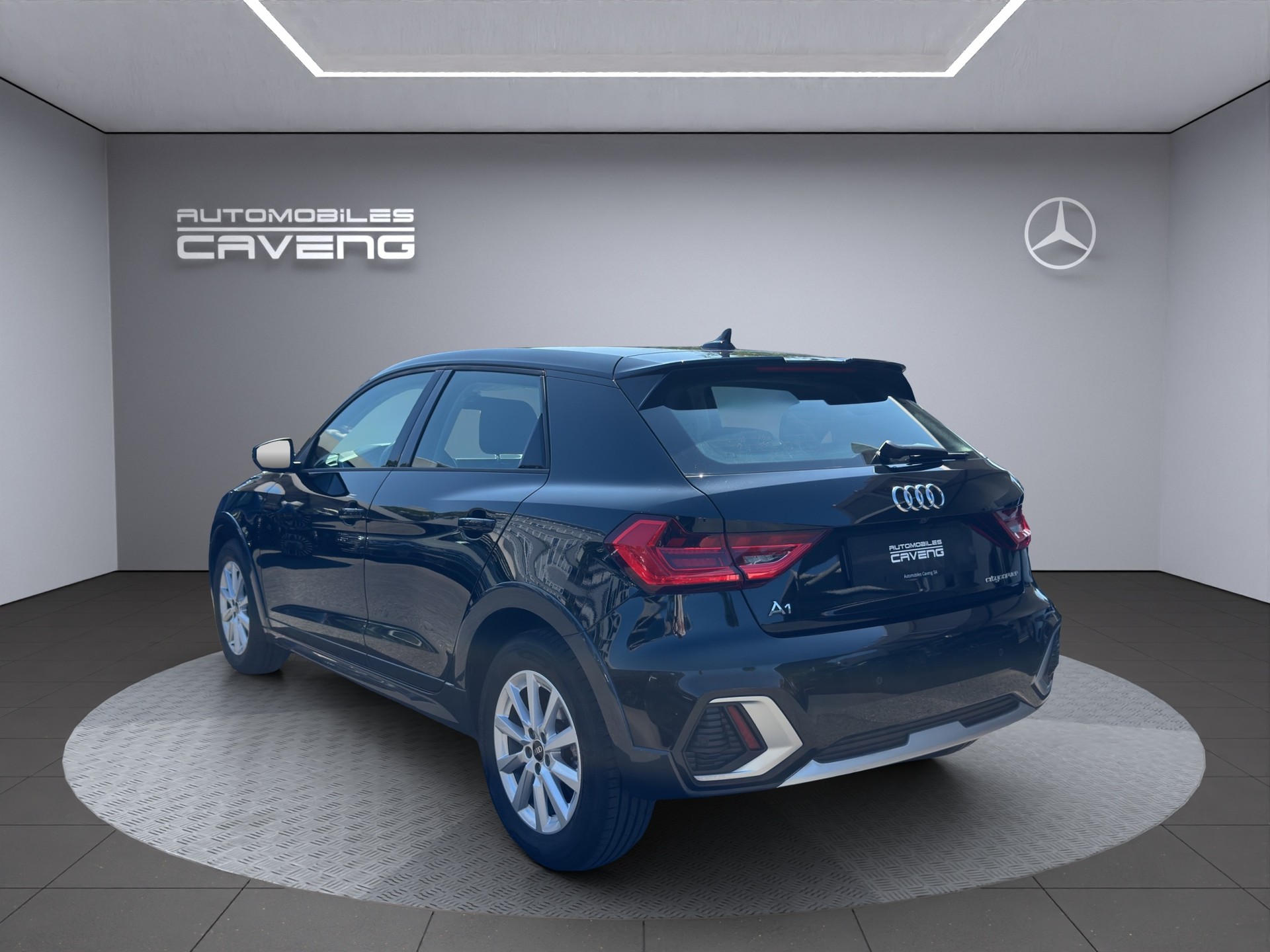AUDI A1 allstreet 30 TFSI Attraction S-tronic-showroom-element-2