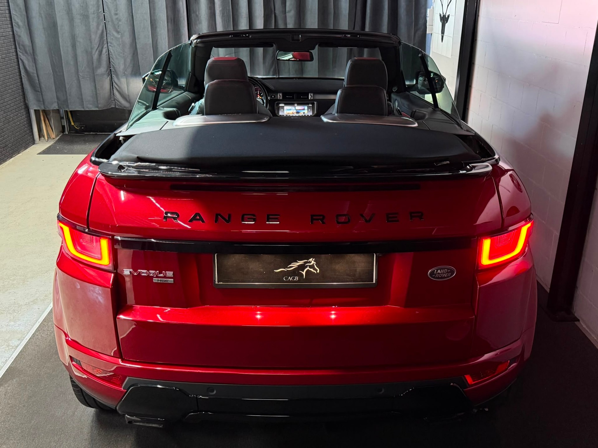 LAND ROVER Range Rover Evoque Convert. 2.0 TD4 SE Dynamic AT9-showroom-element-3