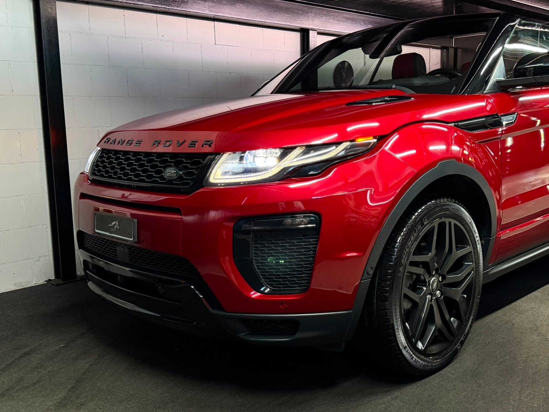 LAND ROVER Range Rover Evoque Convert. 2.0 TD4 SE Dynamic AT9-image-9