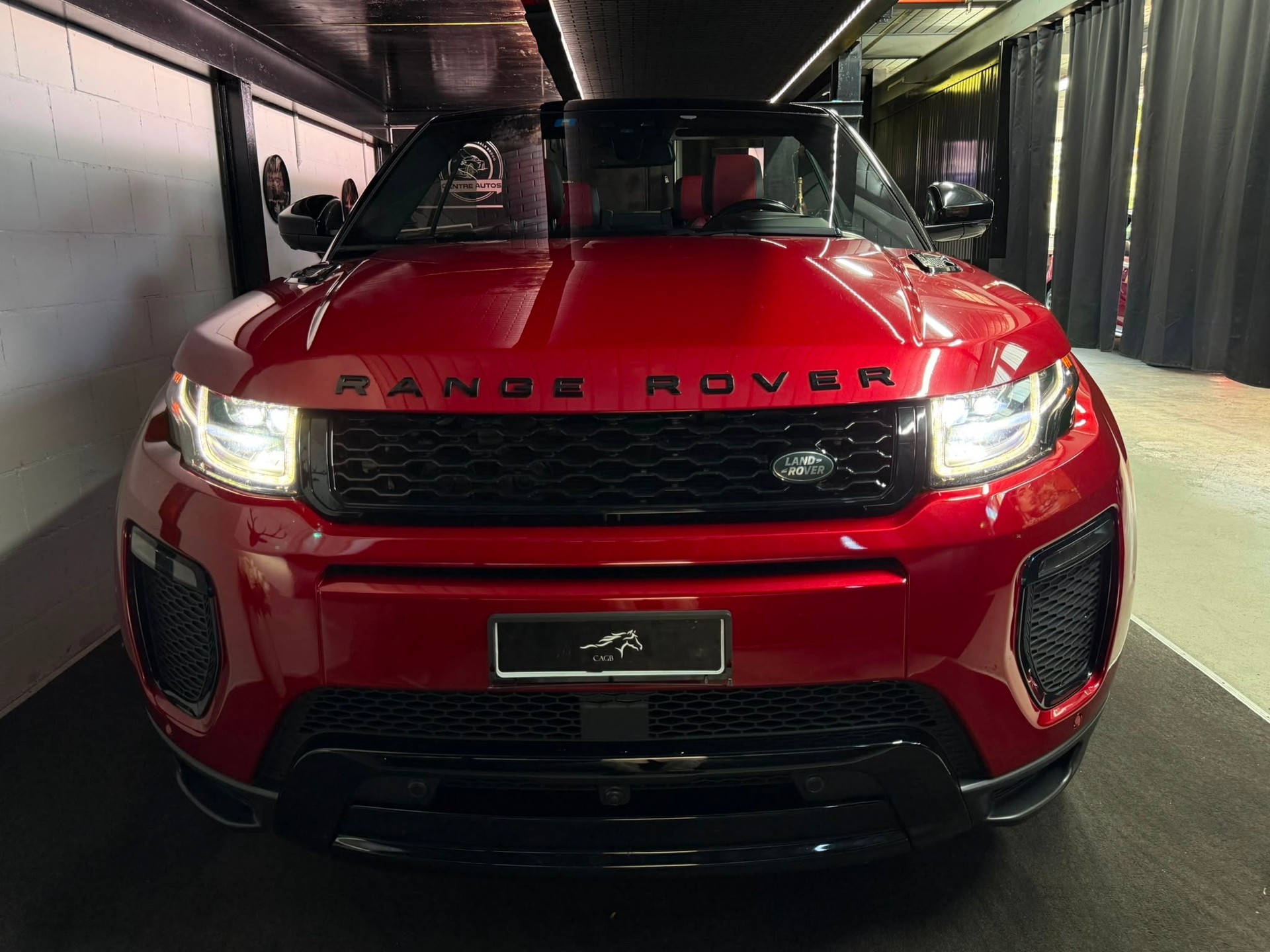 LAND ROVER Range Rover Evoque Convert. 2.0 TD4 SE Dynamic AT9-showroom-element-2