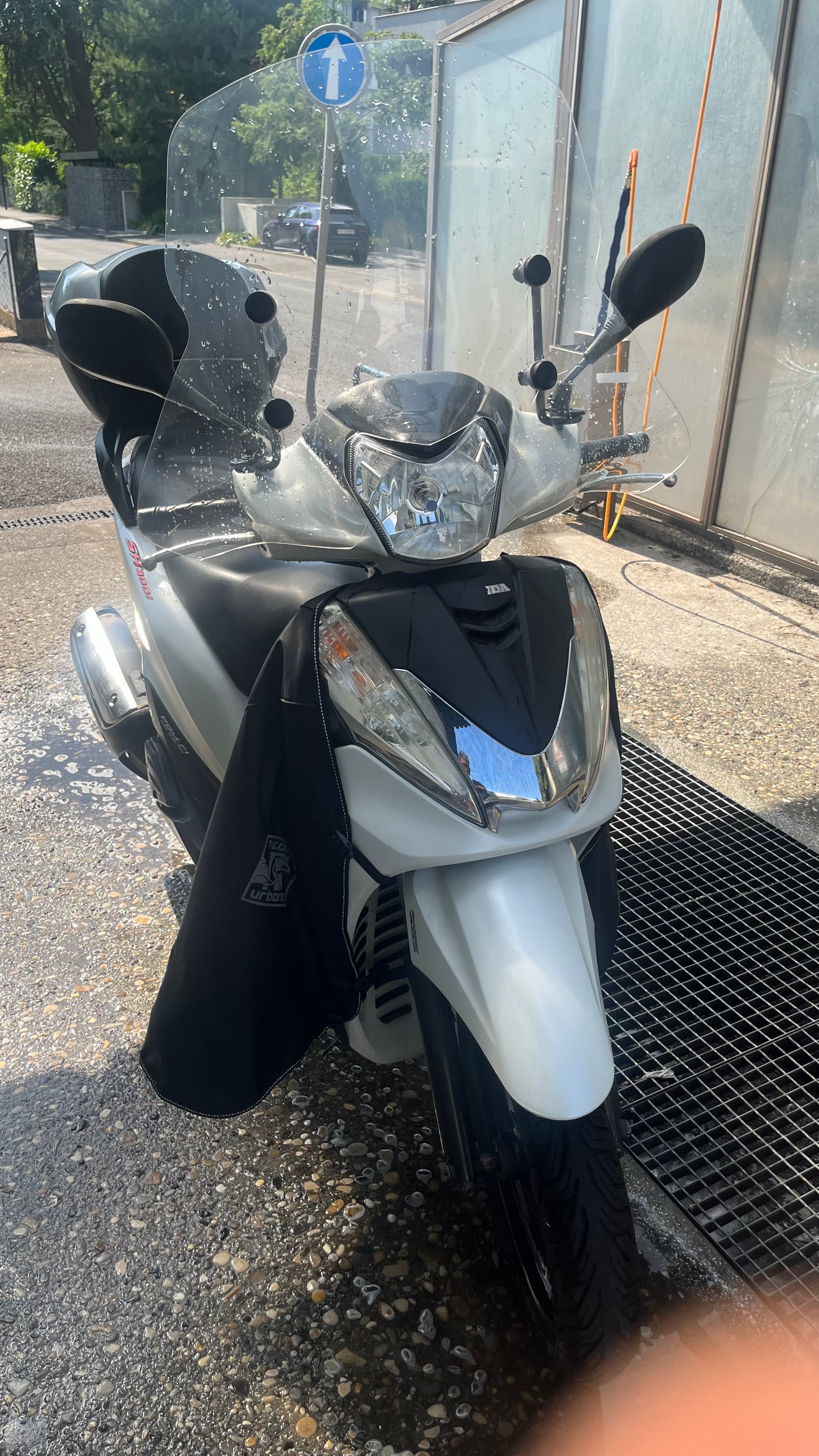 HONDA SH 300 i ABS-image-3