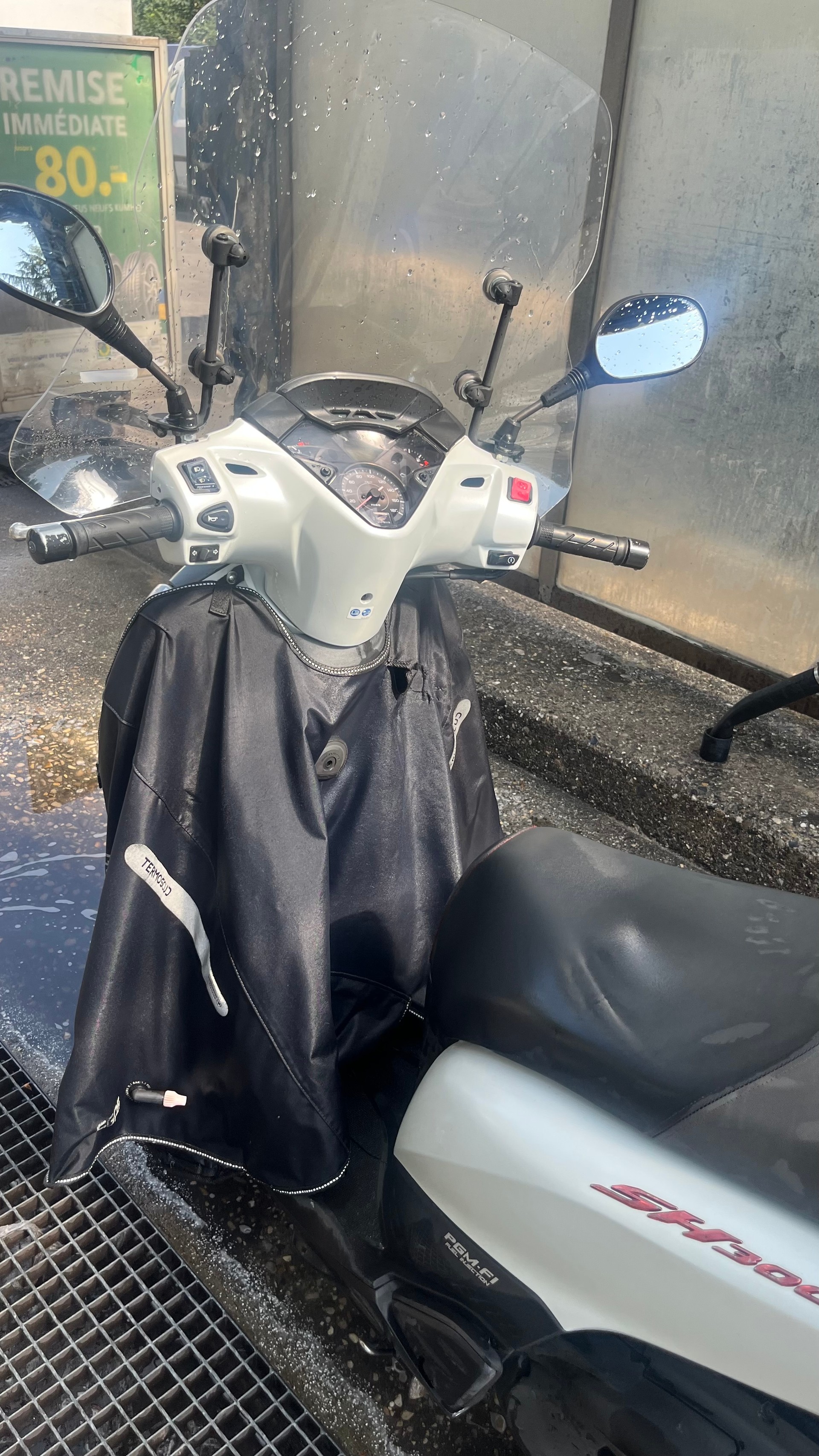 HONDA SH 300 i ABS-image-2