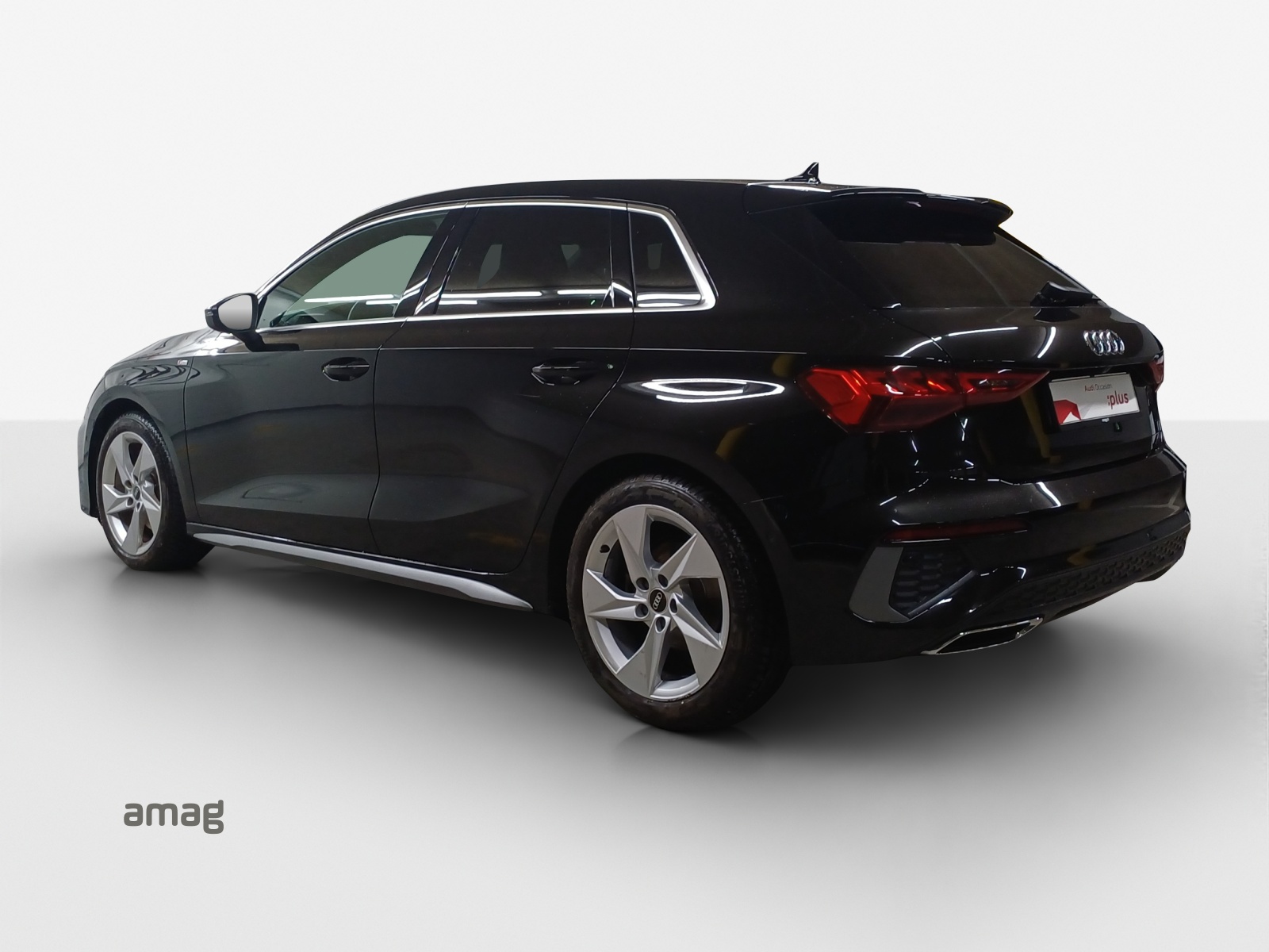 AUDI A3 Sportback 40 TFSI S line quattro S-tronic-showroom-element-2
