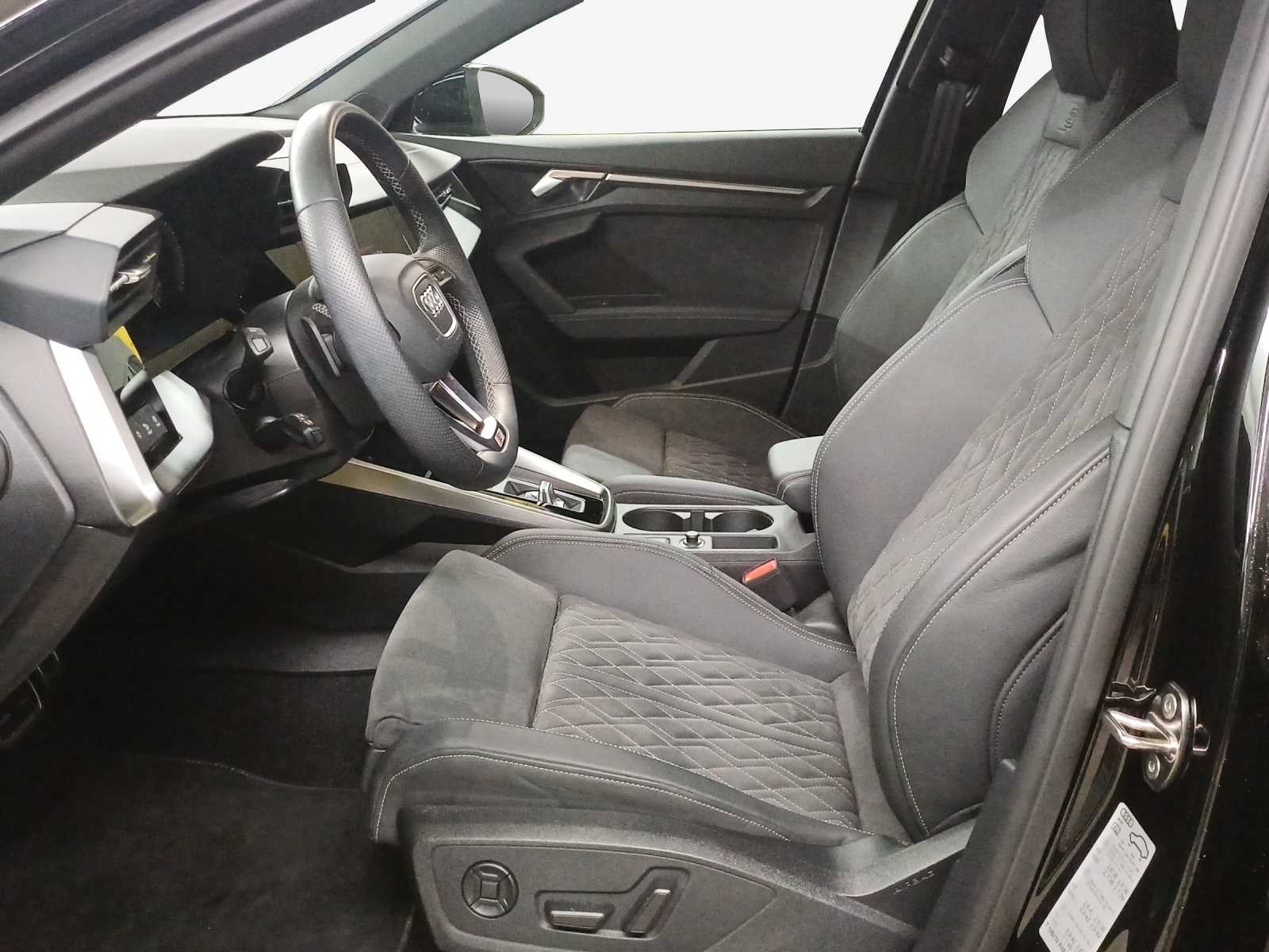 AUDI A3 Sportback 40 TFSI S line quattro S-tronic-image-7