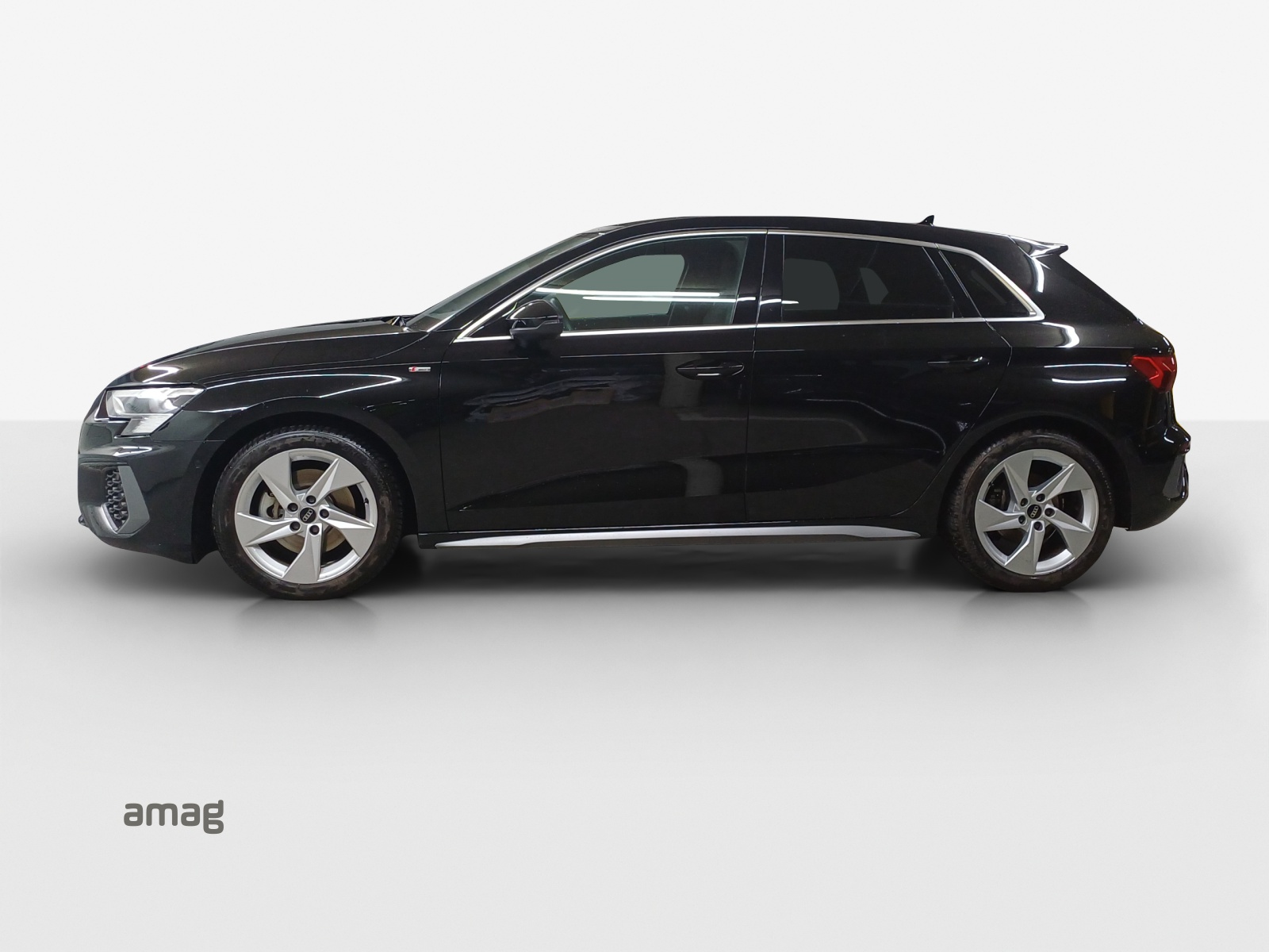 AUDI A3 Sportback 40 TFSI S line quattro S-tronic-showroom-element-1
