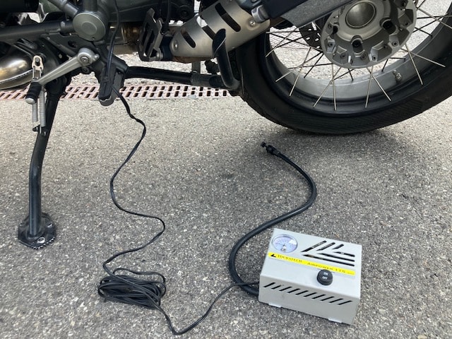 BMW R 1200 GS Triple Black ABS-image-9