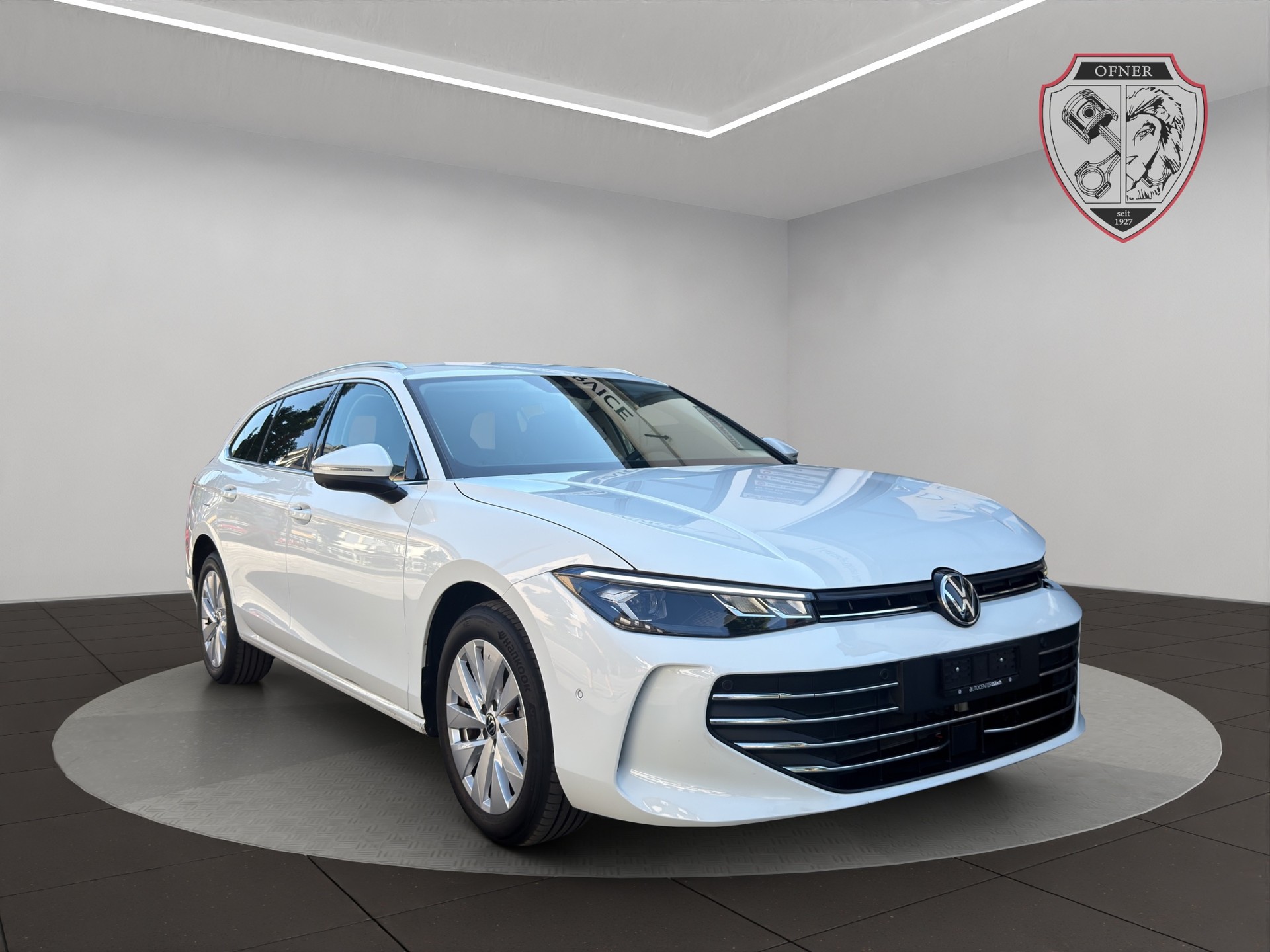 VW Passat Variant 2.0 TDI evo Business 4 Motion DSG-image-7