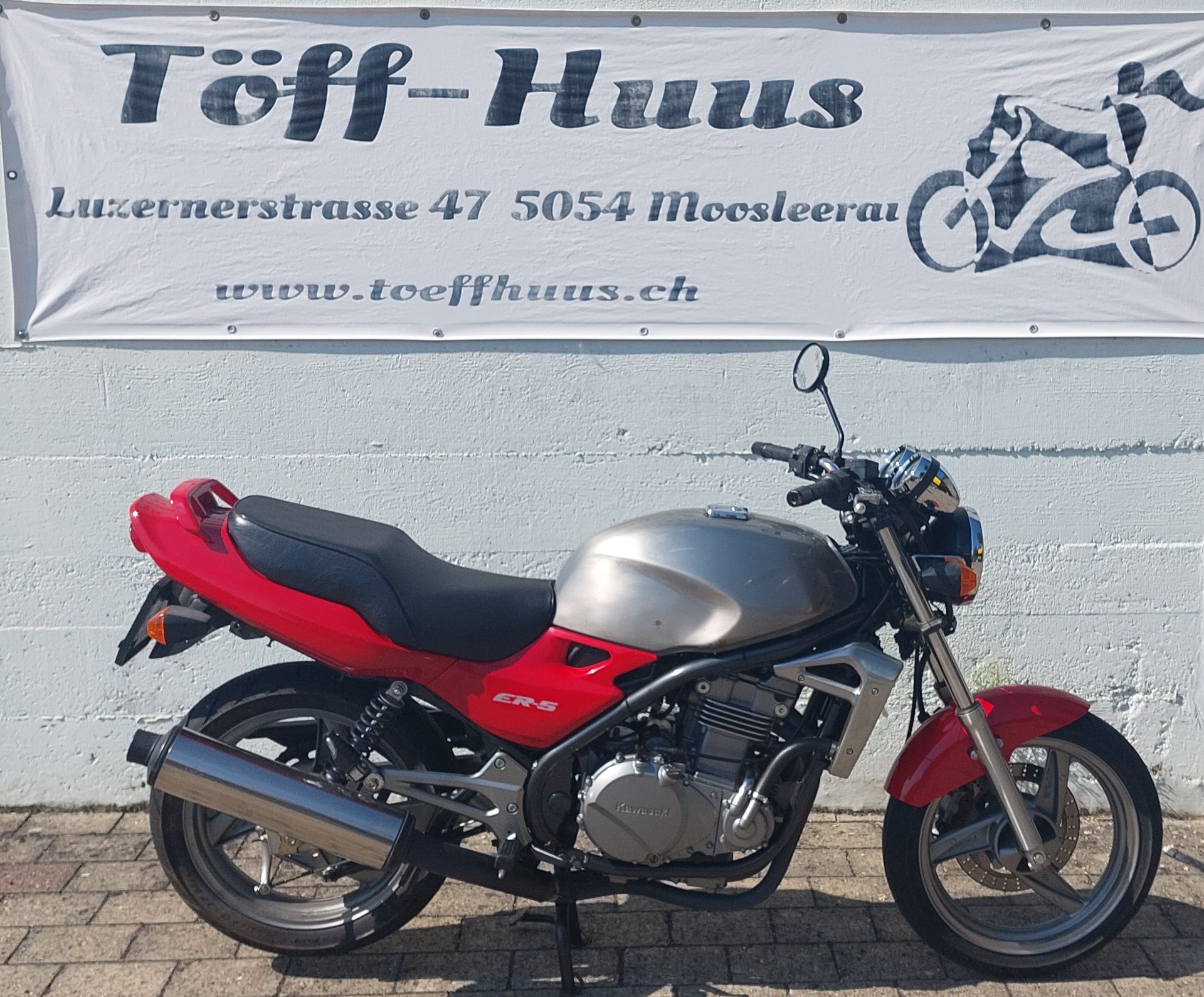 KAWASAKI ER-5 (25kW)-showroom-element-1