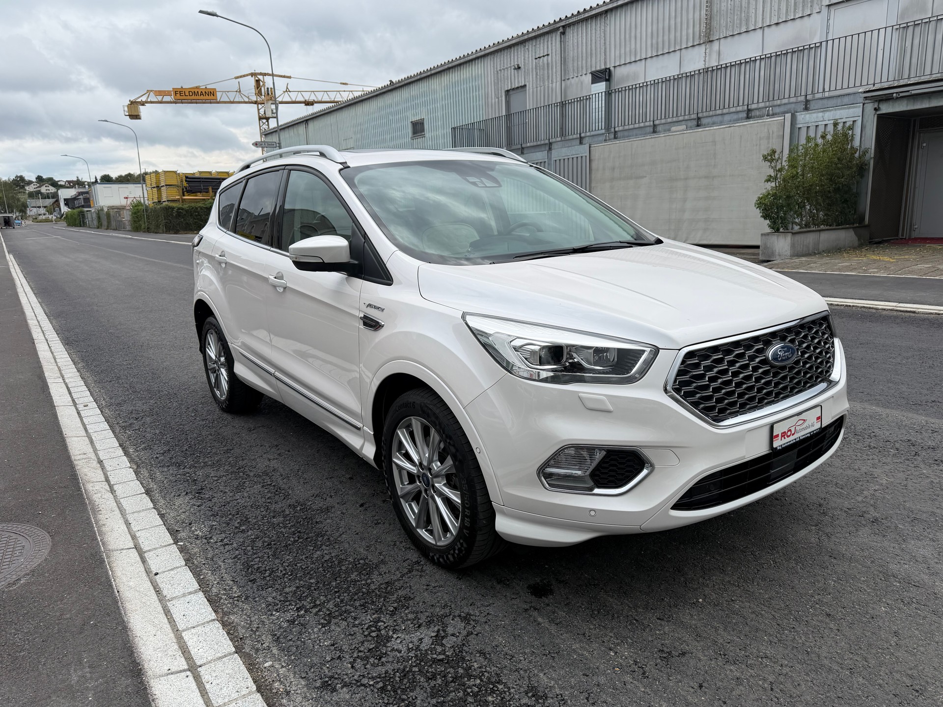 FORD Kuga 2.0 TDCi Vignale 4WD PowerShift-showroom-element-3