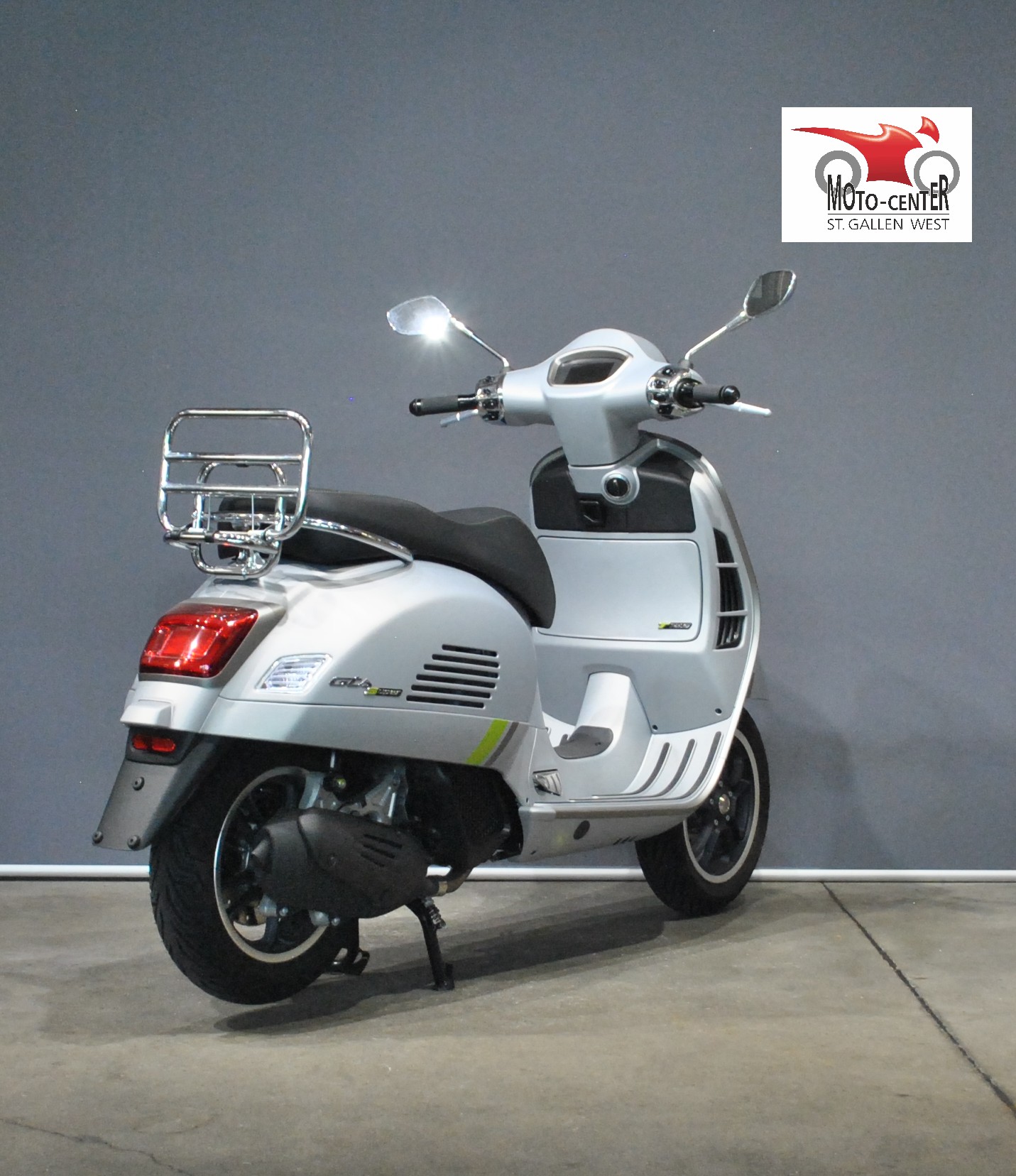 PIAGGIO Vespa GTS 125 Super Tech ABS-image-4