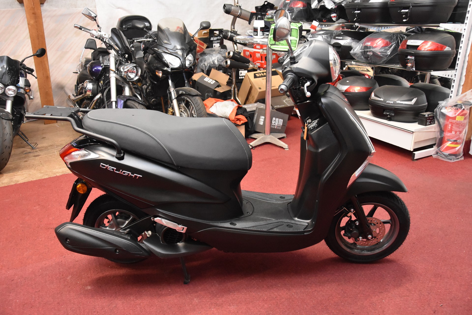 YAMAHA D'elight LTS 125-image-4