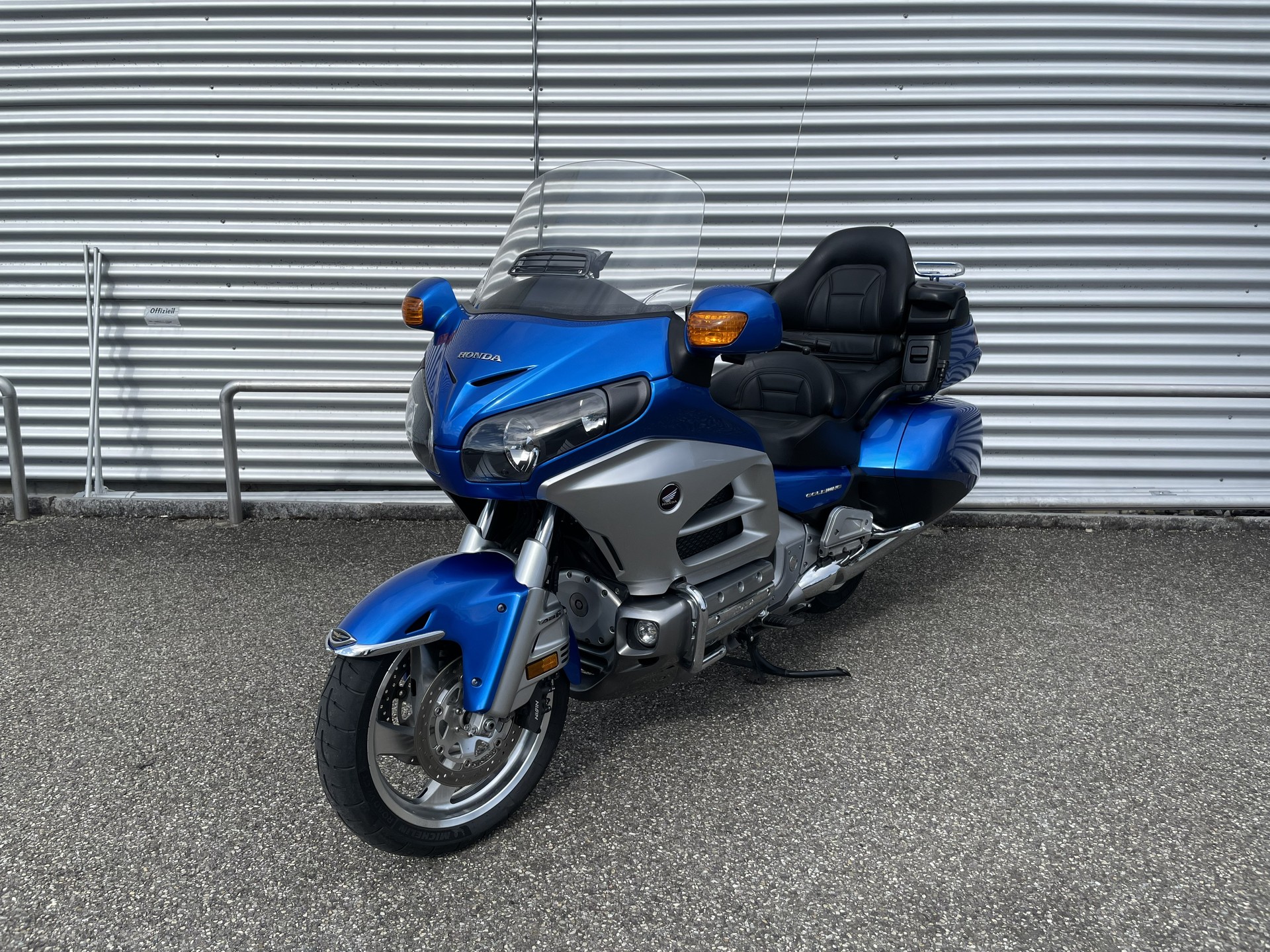 HONDA GL 1800 A Goldwing Luxury Edition-image-3