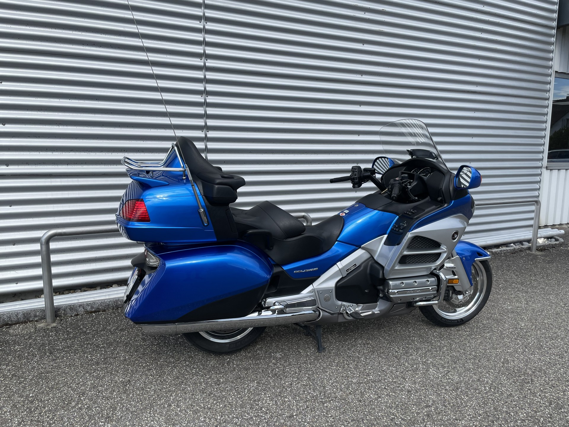 HONDA GL 1800 A Goldwing Luxury Edition-image-2