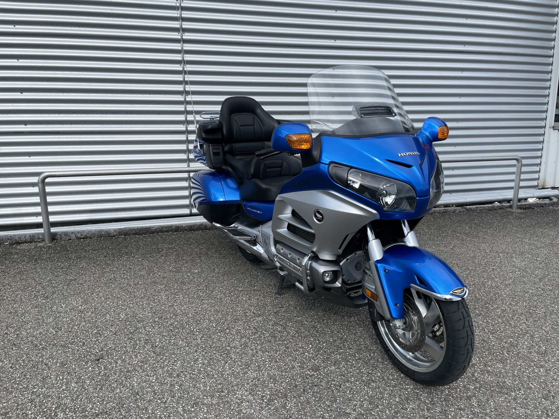 HONDA GL 1800 A Goldwing Luxury Edition-image-0