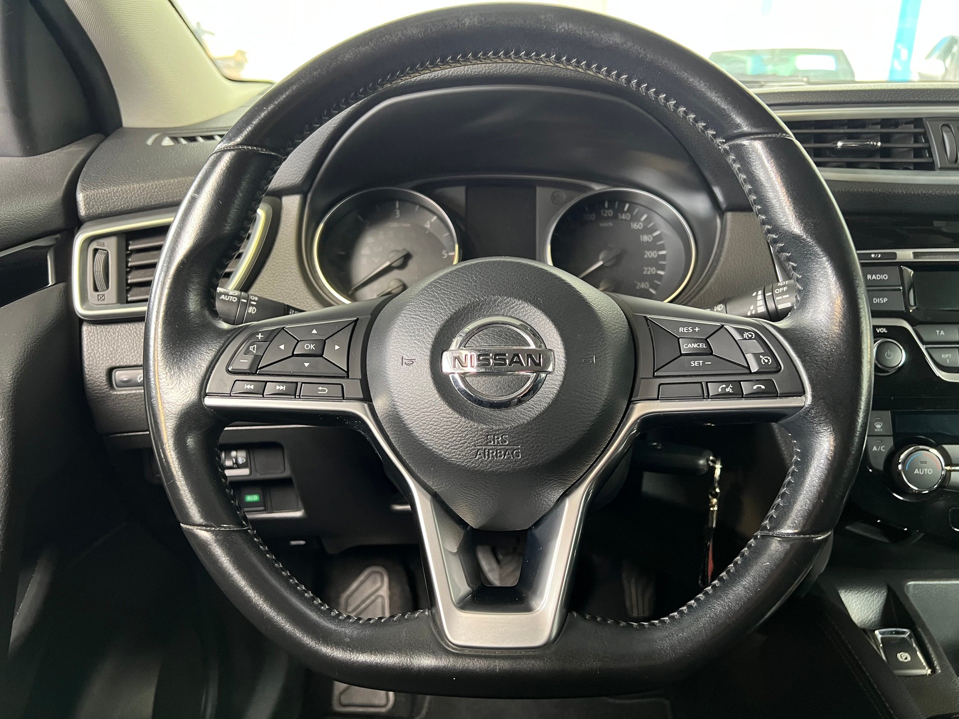 NISSAN Qashqai 1.6 dCi acenta Xtronic CVT-image-6