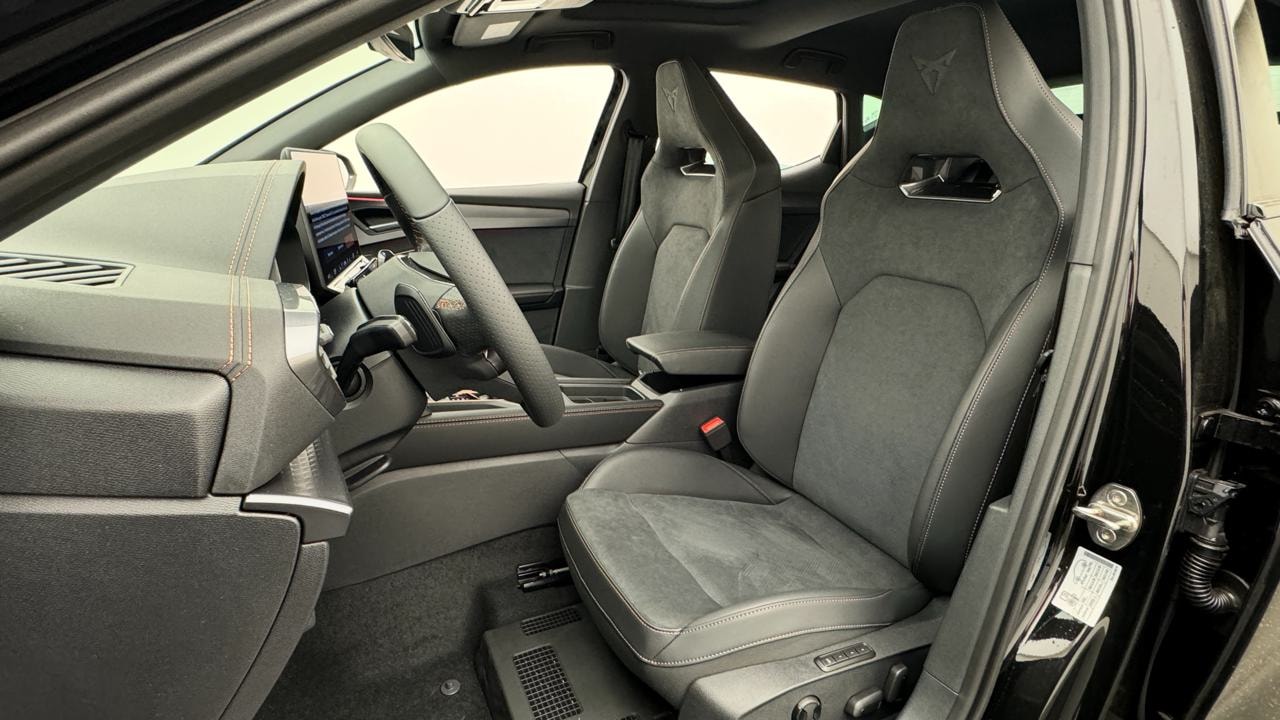 CUPRA LEON 1.5 e-HYBRID pHEV VZ DSG-image-4
