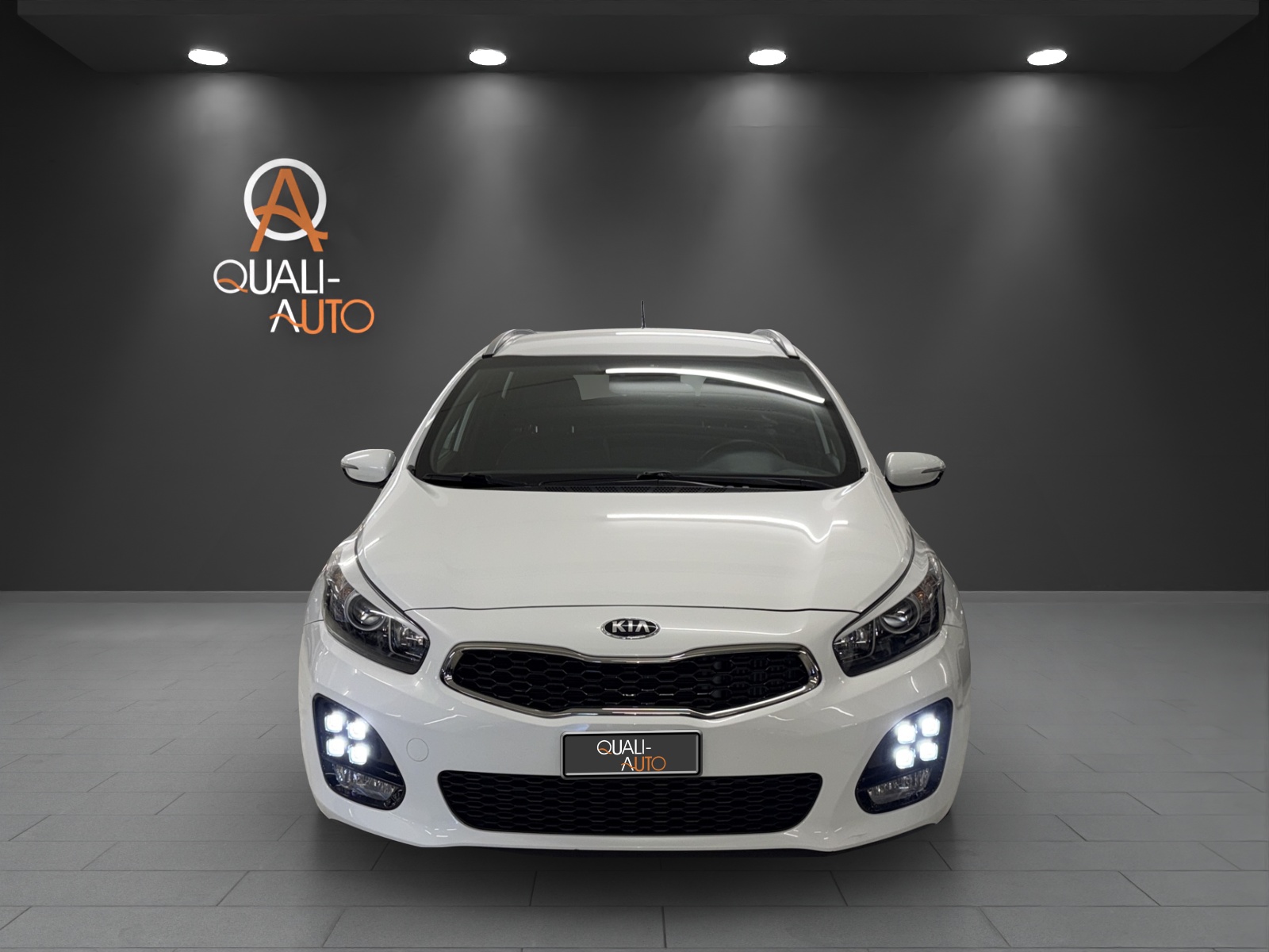 KIA Cee'd Sportswagon 1.6 CRDi GT Line-showroom-element-1