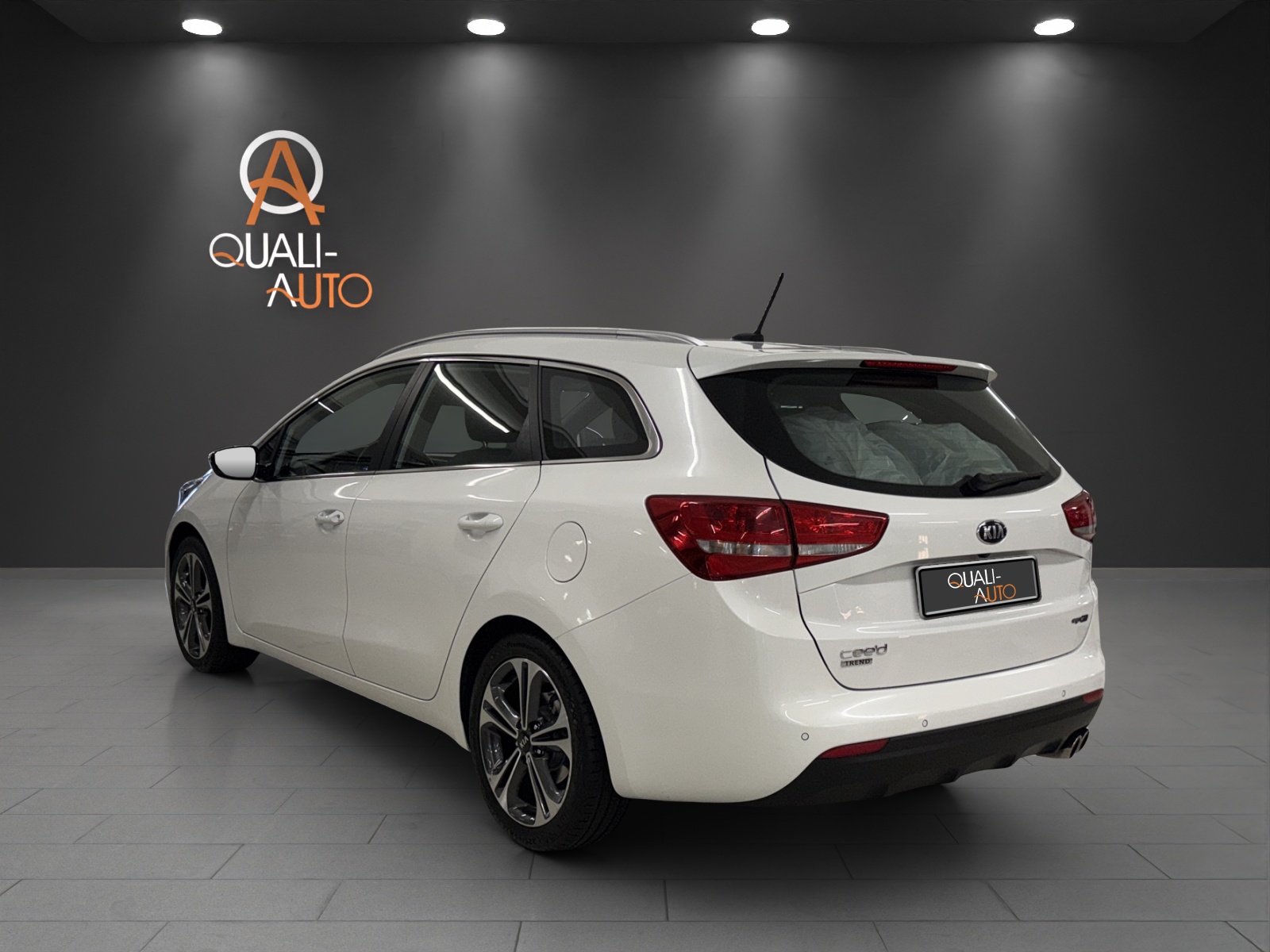 KIA Cee'd Sportswagon 1.6 CRDi GT Line-showroom-element-3