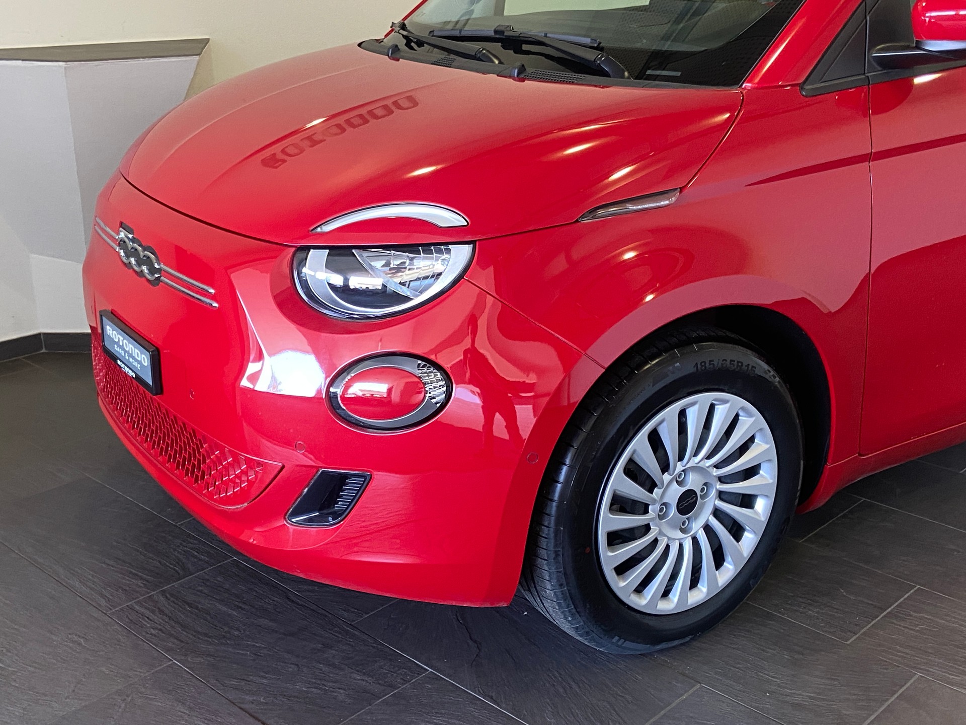 FIAT 500 electric 118PS Vita-showroom-element-2