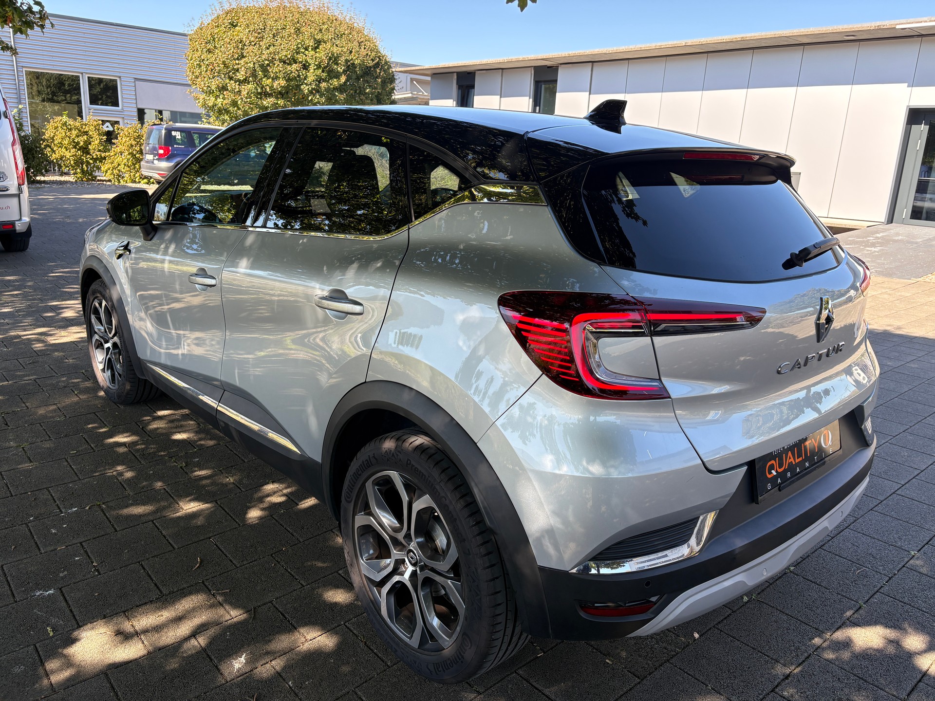 RENAULT Captur 1.3 TCe Zen-showroom-element-3