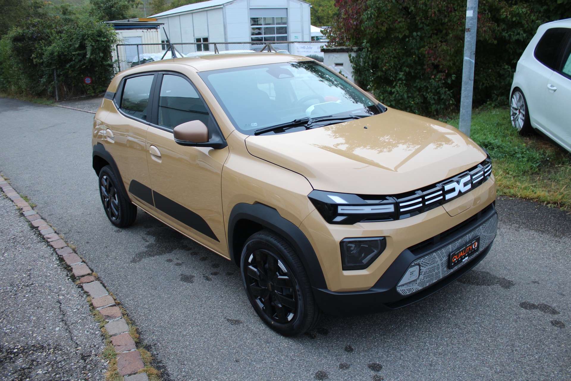 DACIA Spring 27 kWh Extreme-image-1