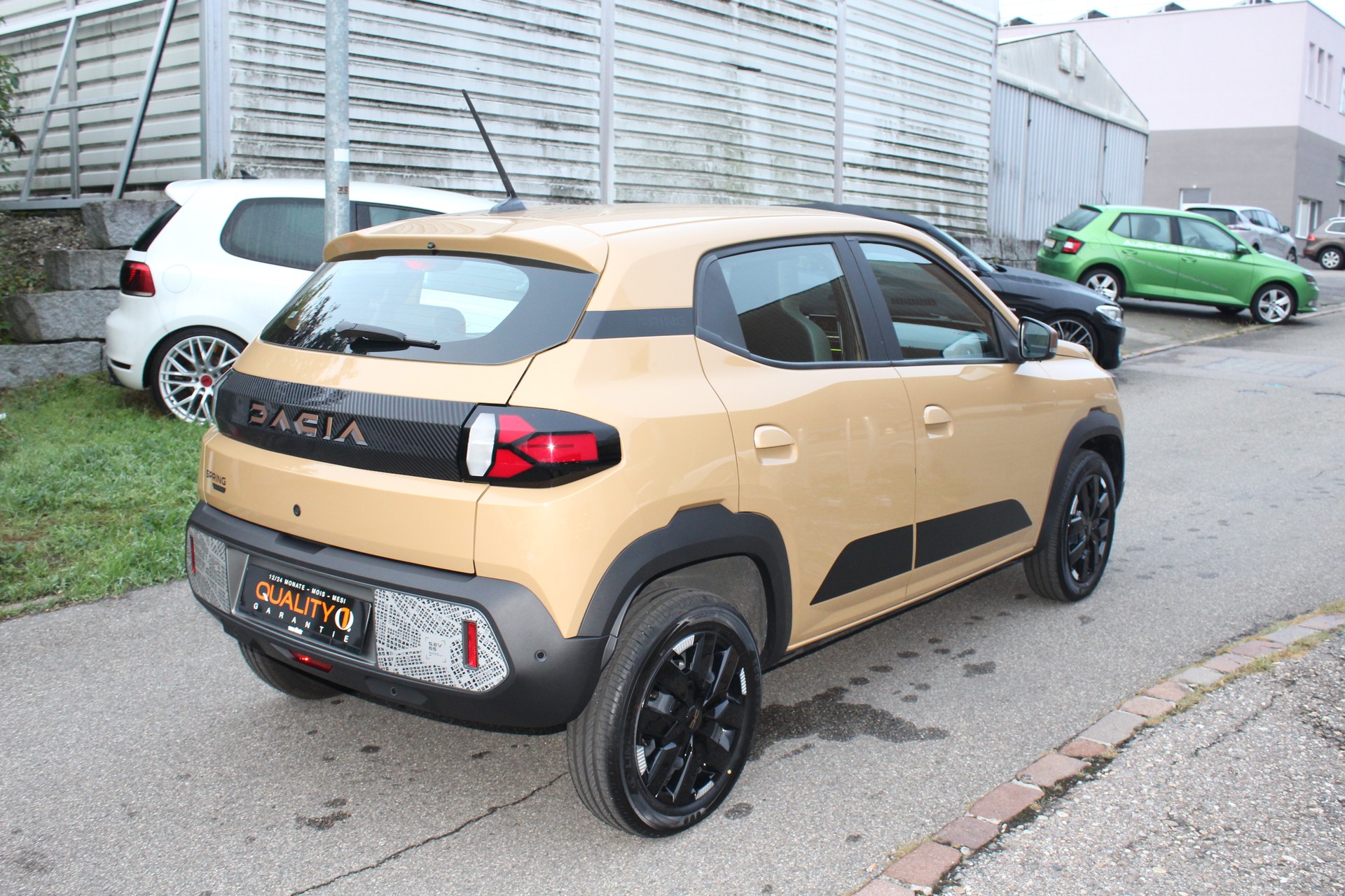 DACIA Spring 27 kWh Extreme-image-2