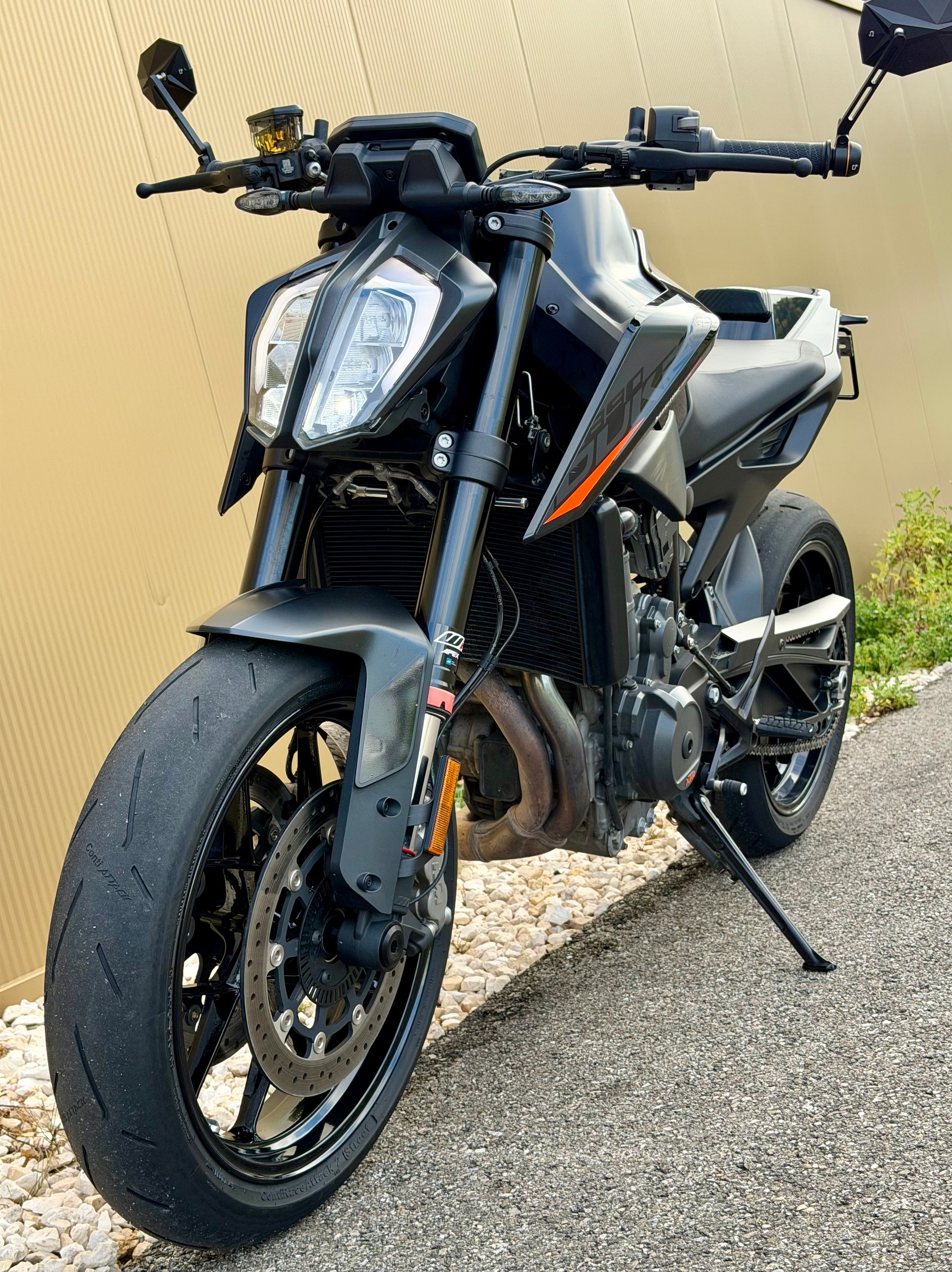 KTM 890 Duke L-image-7