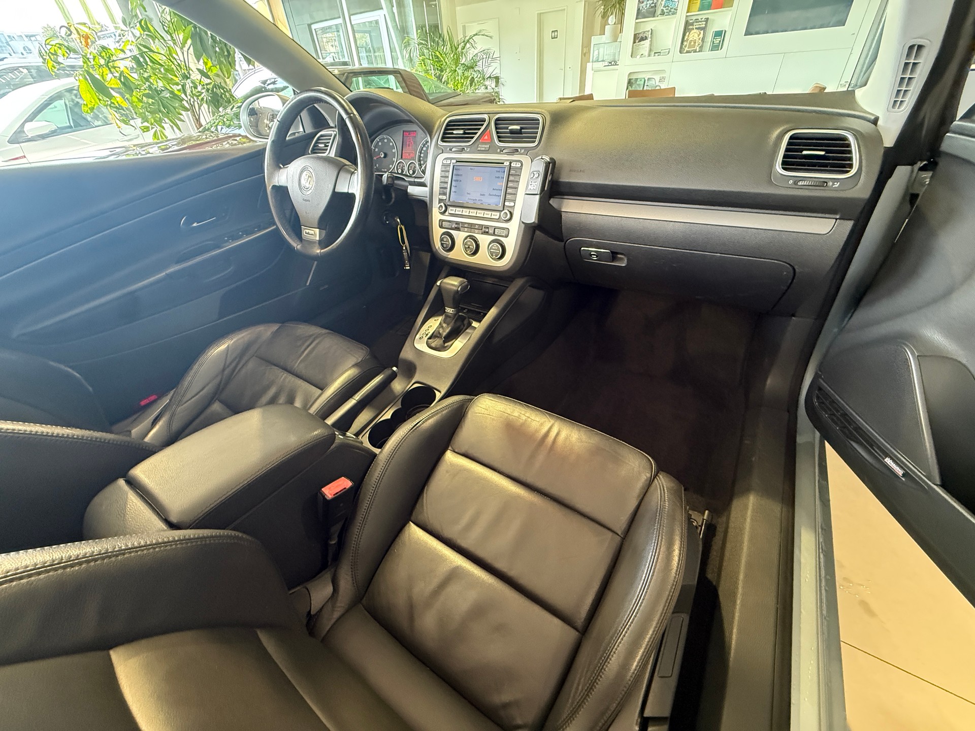 VW Eos 3.2 V6 ***TEMPOMAT***-image-23